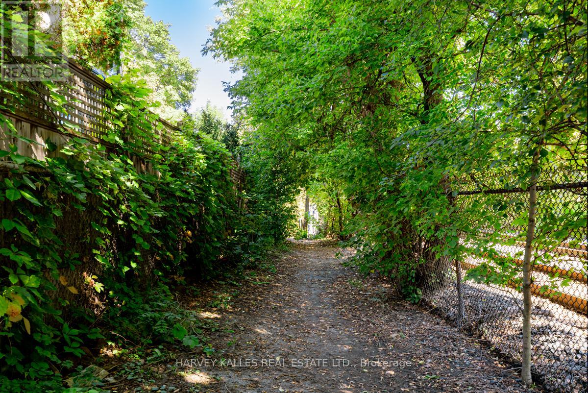 108 Shaftesbury Avenue, Toronto, Ontario  M4T 1A5 - Photo 38 - C12439729
