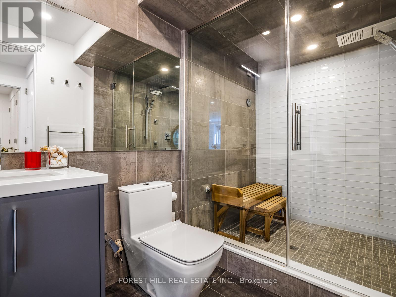 16 Viamede Crescent, Toronto, Ontario  M2K 2A8 - Photo 21 - C12439746