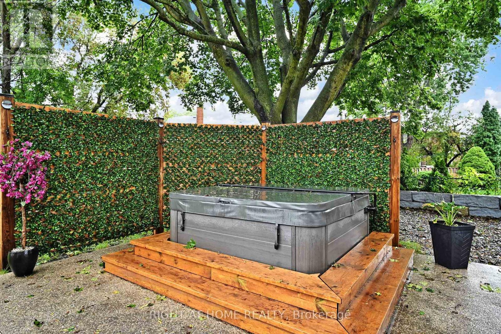 11 Tefley Road, Toronto, Ontario  M2M 1C5 - Photo 36 - C12439750
