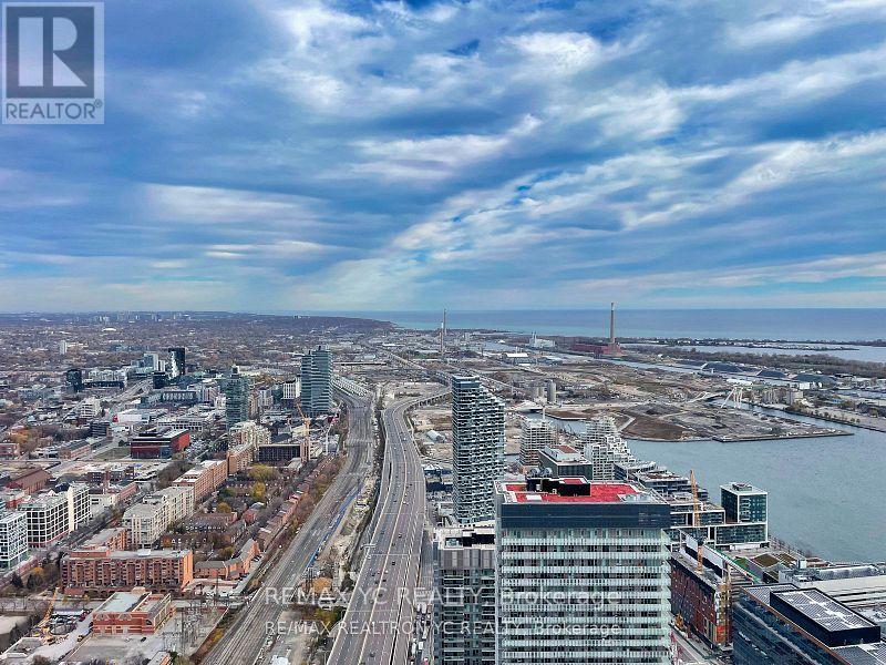 7606 - 55 Cooper Street, Toronto, Ontario  M5E 0G1 - Photo 23 - C12439752