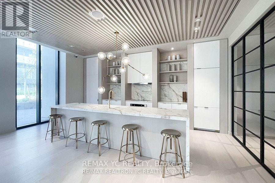 7606 - 55 Cooper Street, Toronto, Ontario  M5E 0G1 - Photo 34 - C12439752