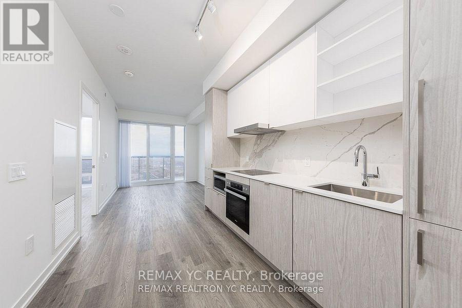 7606 - 55 Cooper Street, Toronto, Ontario  M5E 0G1 - Photo 6 - C12439752
