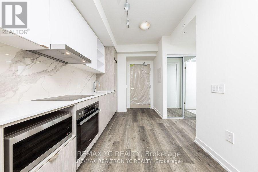 7606 - 55 Cooper Street, Toronto, Ontario  M5E 0G1 - Photo 7 - C12439752
