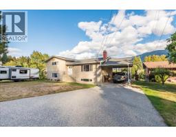 2621 10th Avenue, castlegar, British Columbia