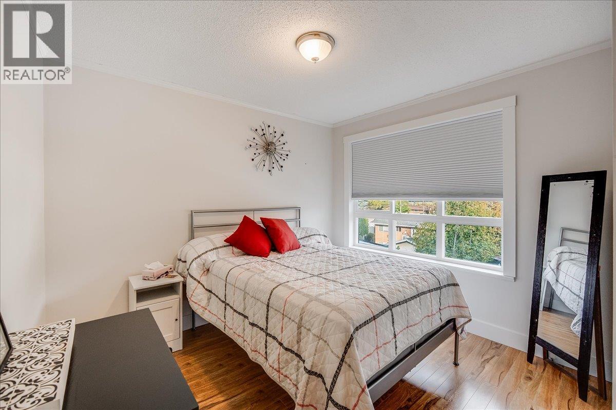 2621 10th Avenue, Castlegar, British Columbia  V1N 3A4 - Photo 38 - 10364547