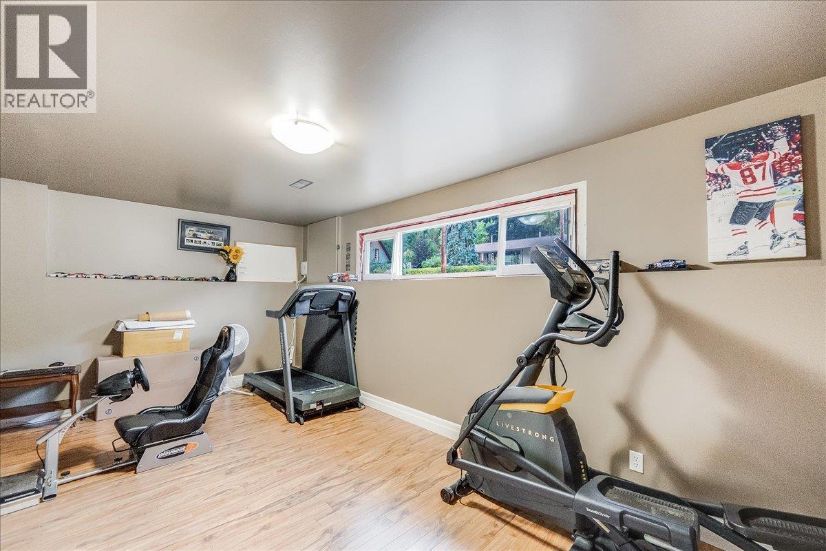 2621 10th Avenue, Castlegar, British Columbia  V1N 3A4 - Photo 42 - 10364547