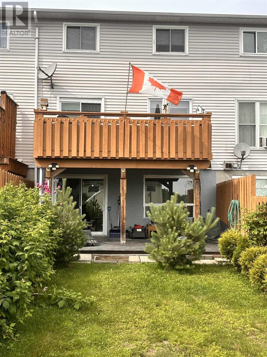 3 Farrell Cres, Elliot Lake, Ontario  P5A 3N5 - Photo 34 - SM252038