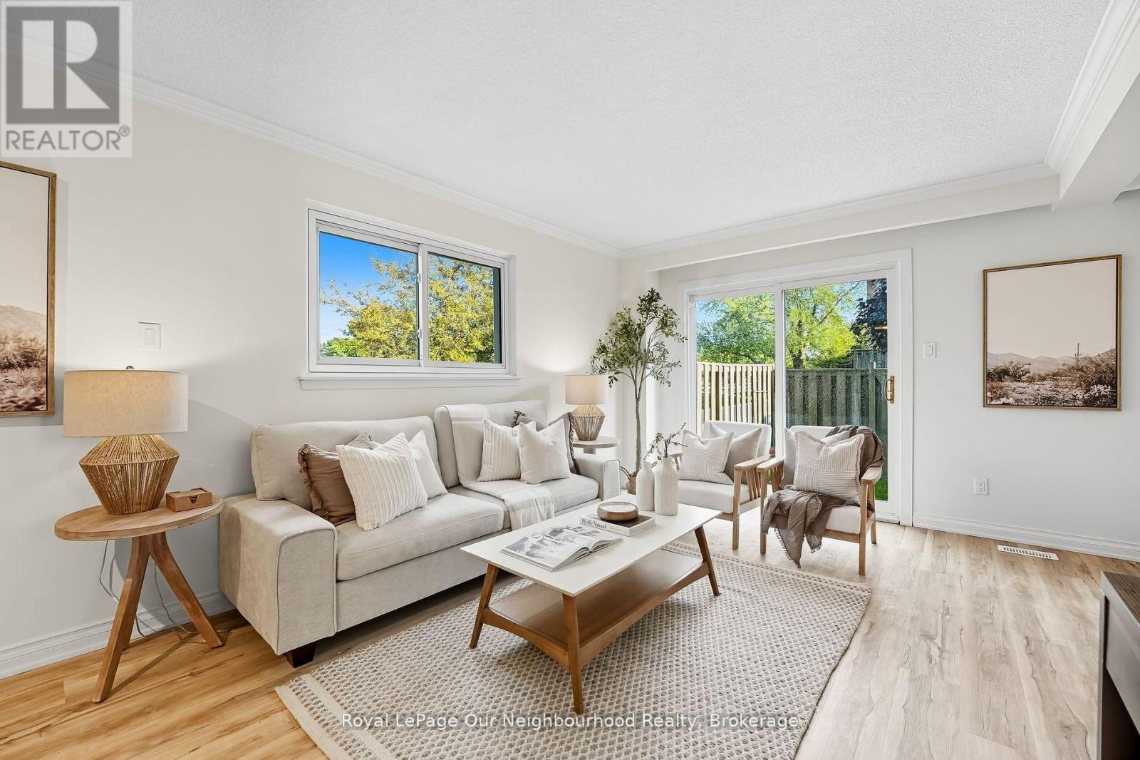 37 Robbie Crescent, Ajax, Ontario  L1S 3N1 - Photo 7 - E12439982