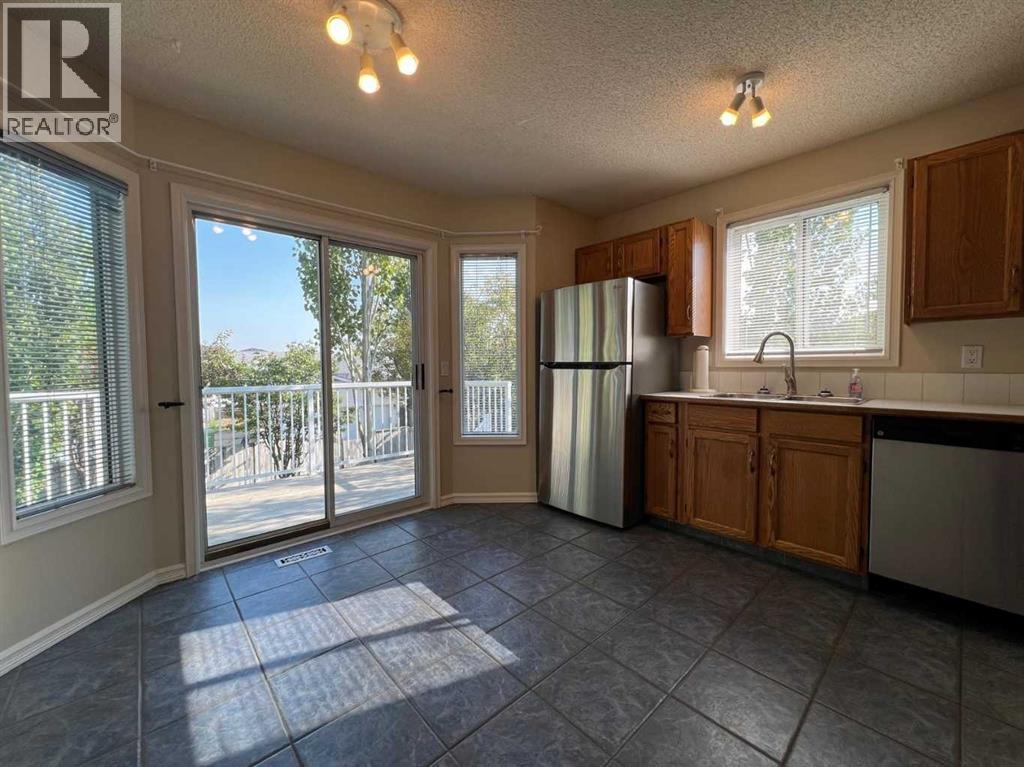 143 Harvest Glen Rise Ne, Calgary, Alberta  T3K 4B9 - Photo 2 - A2255411