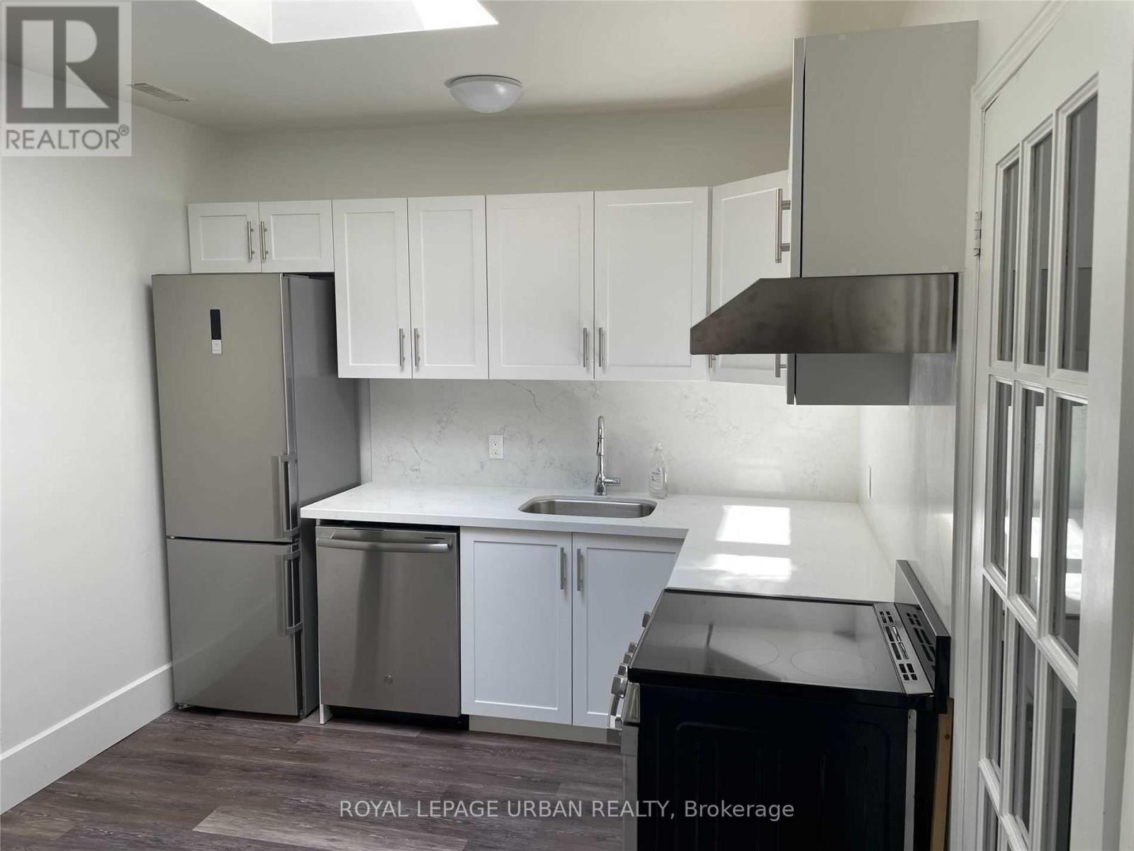 2385 Queen Street E, Toronto, Ontario  M4E 1H5 - Photo 4 - E12439718