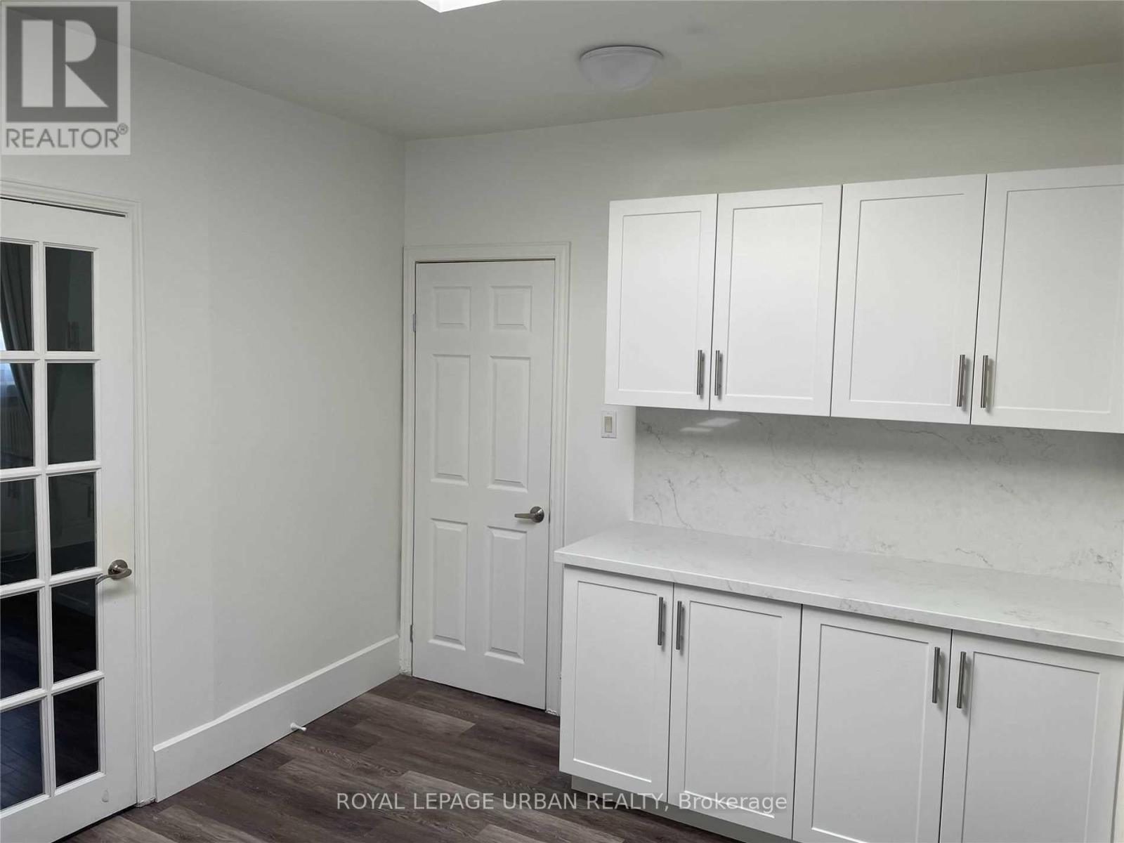 2385 Queen Street E, Toronto, Ontario  M4E 1H5 - Photo 5 - E12439718