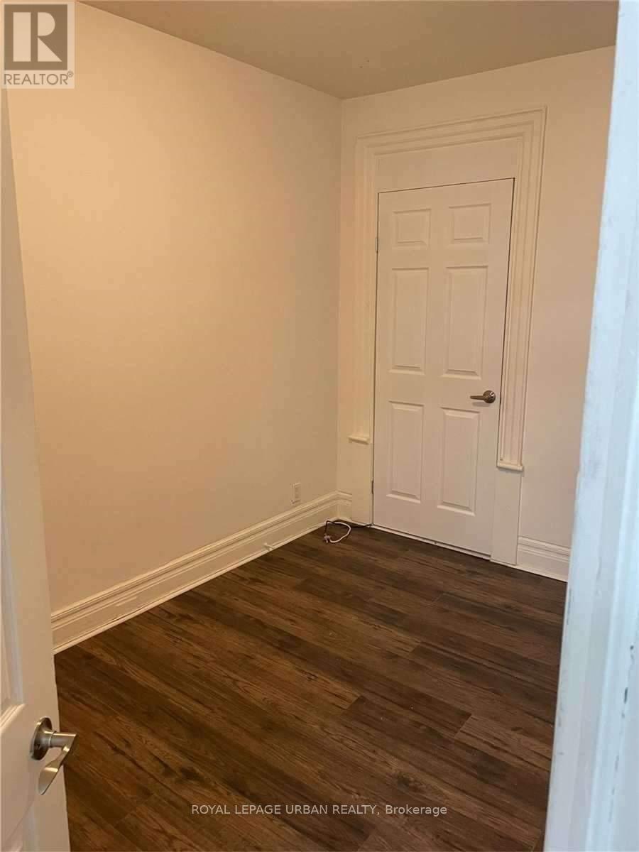 2385 Queen Street E, Toronto, Ontario  M4E 1H5 - Photo 6 - E12439718