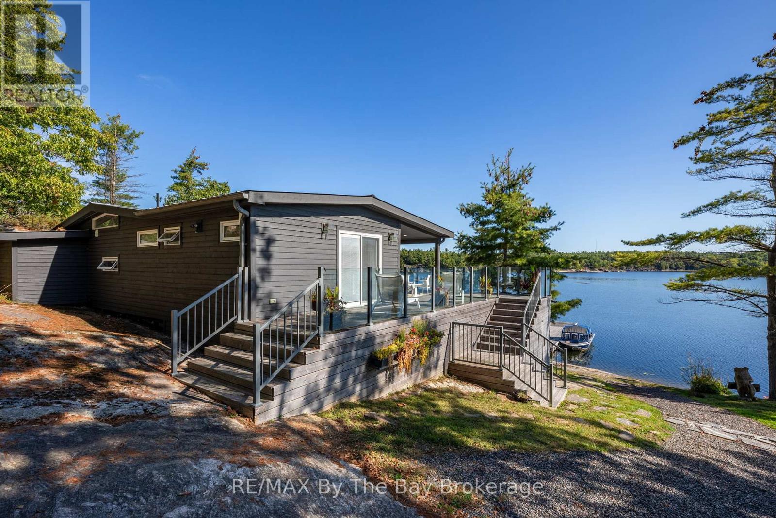 18152 Georgian Bay Shore, Georgian Bay, Ontario  P0E 1E0 - Photo 21 - X12439775
