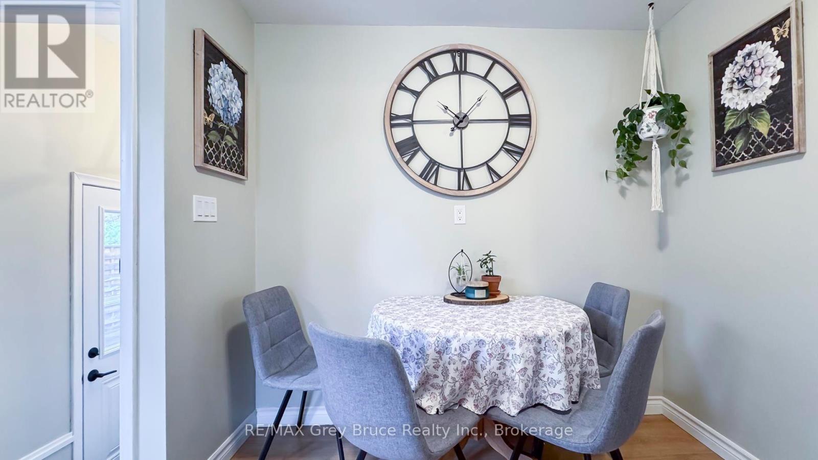 247 Albert Street S, West Grey, Ontario  N0G 1R0 - Photo 15 - X12439786