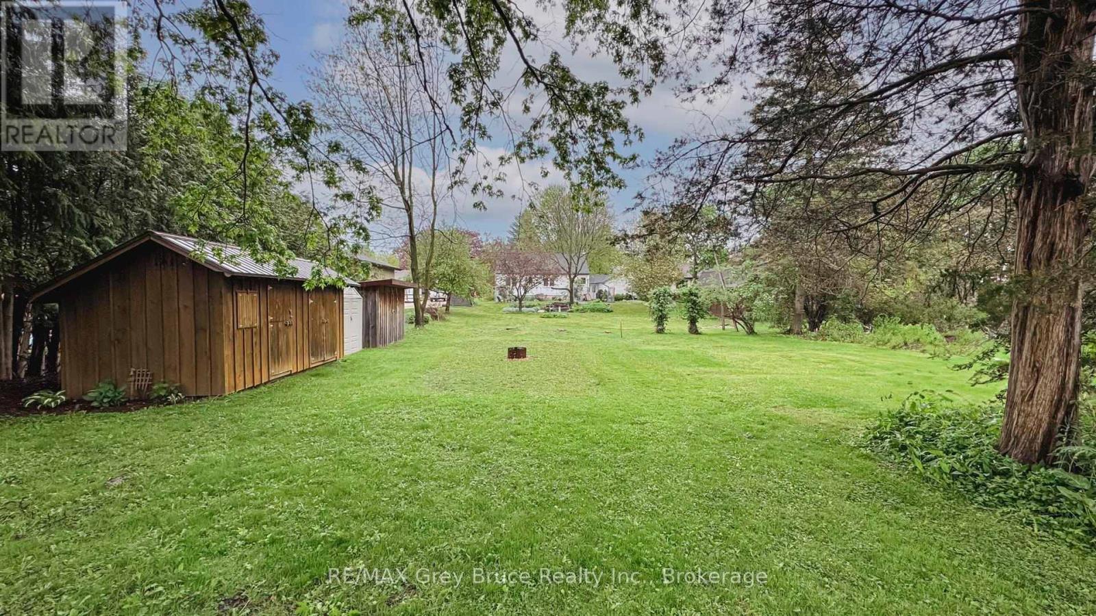 247 Albert Street S, West Grey, Ontario  N0G 1R0 - Photo 43 - X12439786