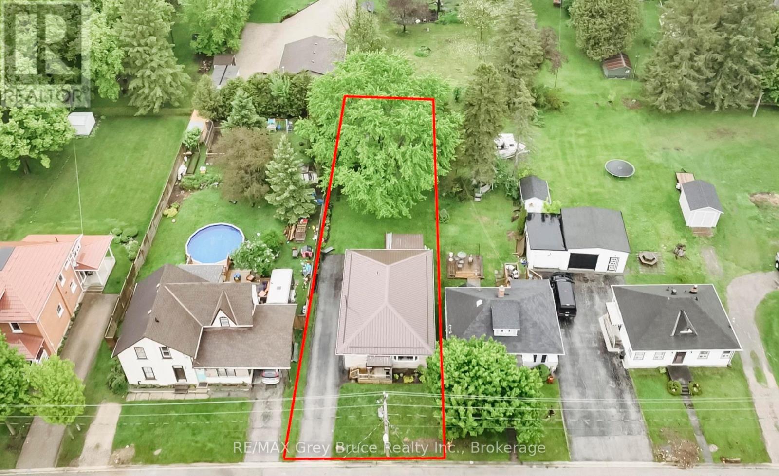 247 Albert Street S, West Grey, Ontario  N0G 1R0 - Photo 49 - X12439786