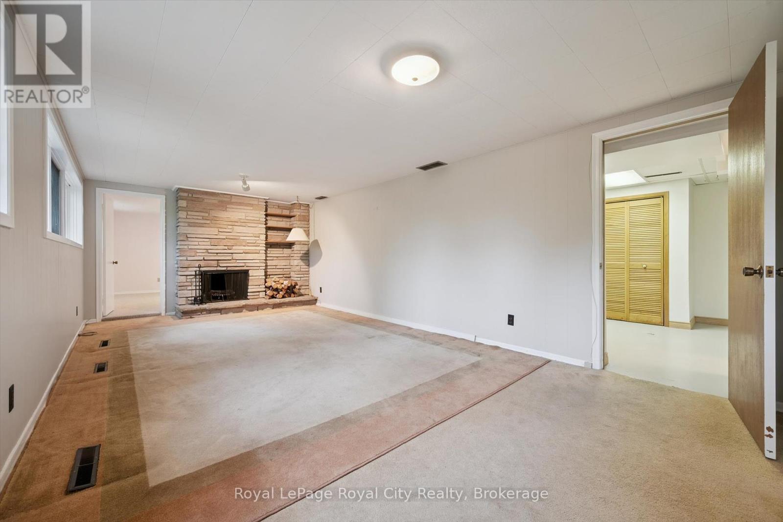 28 Colborn Street, Guelph, Ontario  N1G 2M5 - Photo 32 - X12439809