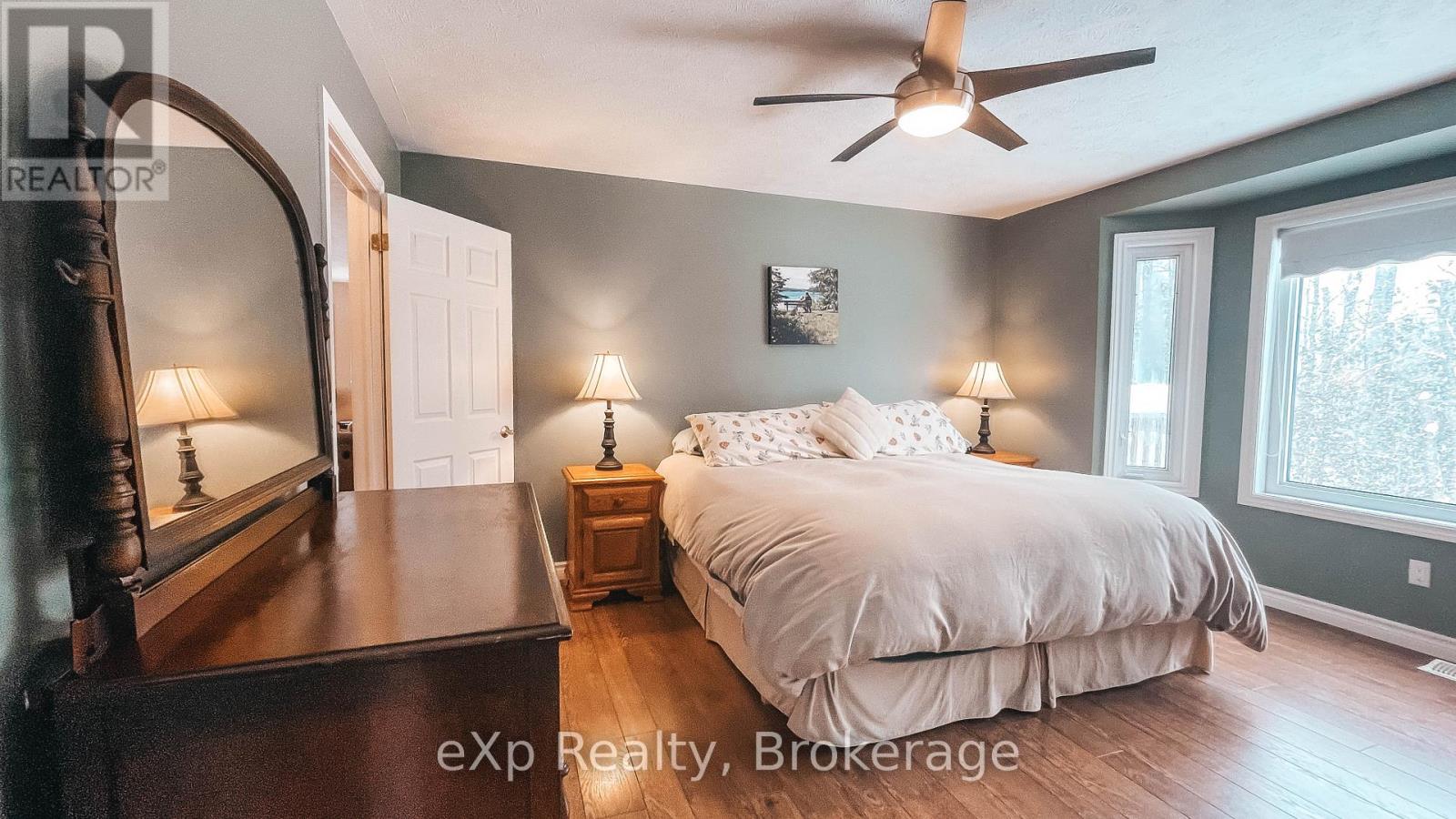 98 Birch Street, South Bruce Peninsula, Ontario  N0H 2G0 - Photo 11 - X12439896