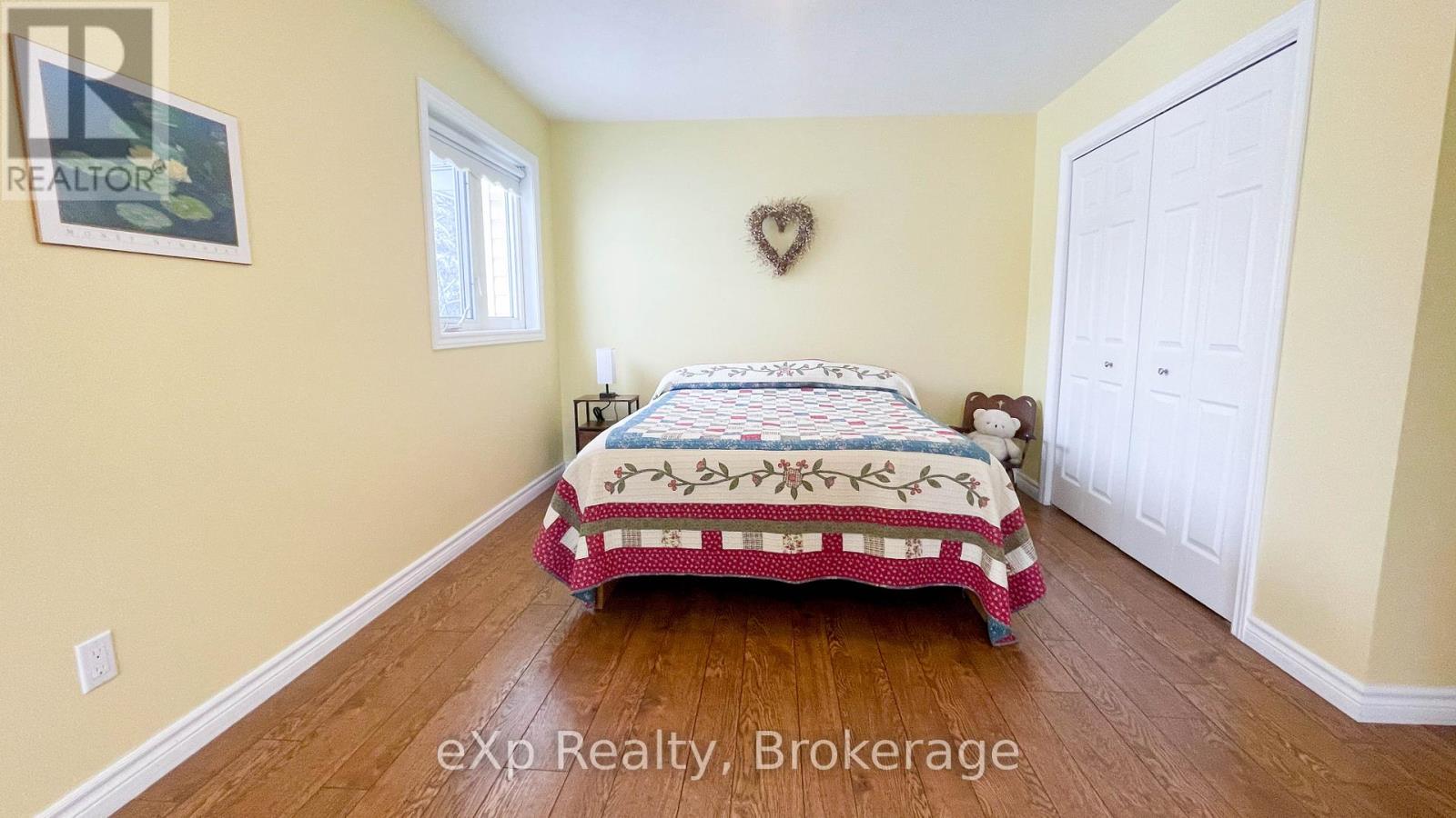 98 Birch Street, South Bruce Peninsula, Ontario  N0H 2G0 - Photo 14 - X12439896