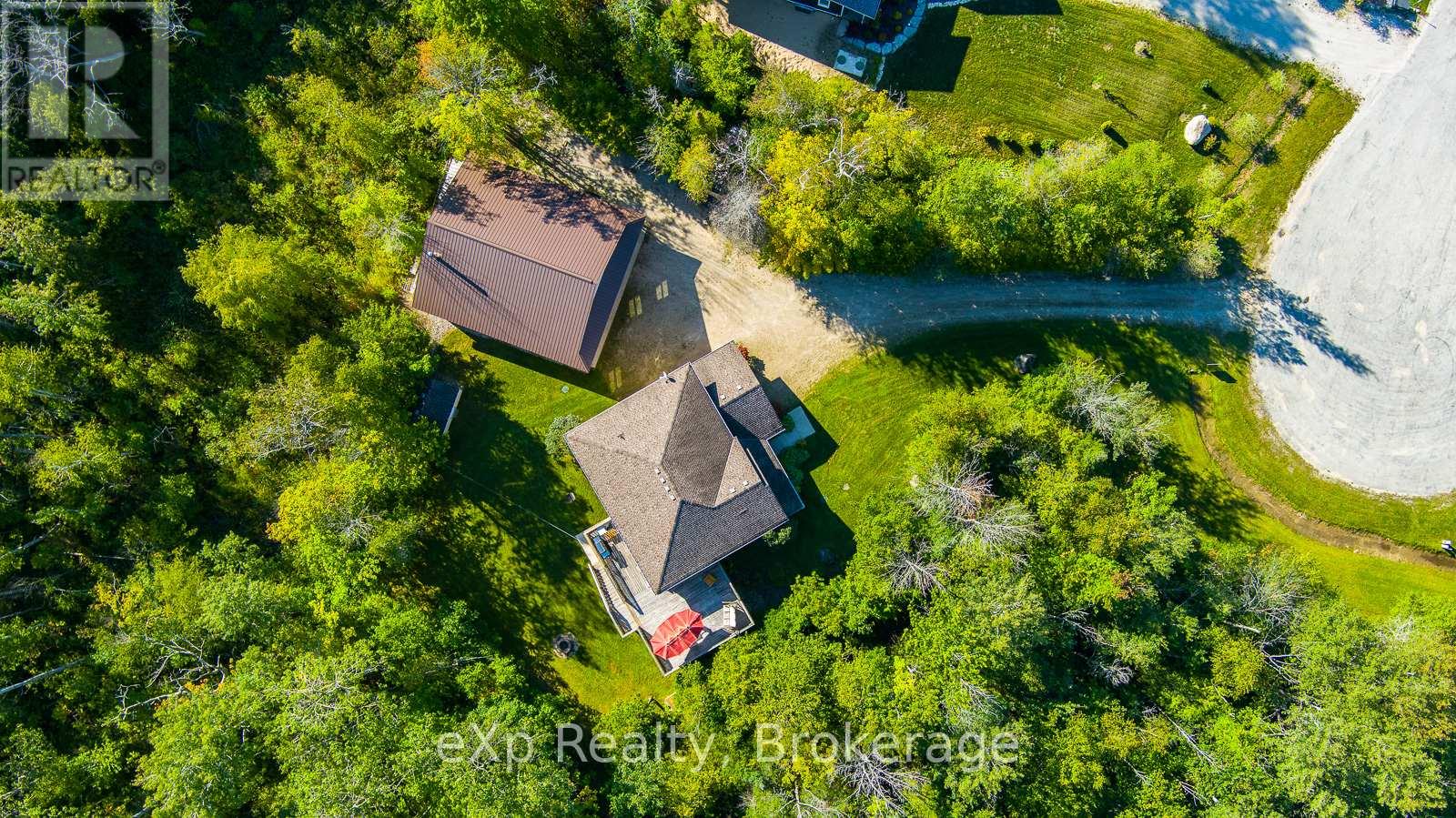 98 Birch Street, South Bruce Peninsula, Ontario  N0H 2G0 - Photo 3 - X12439896