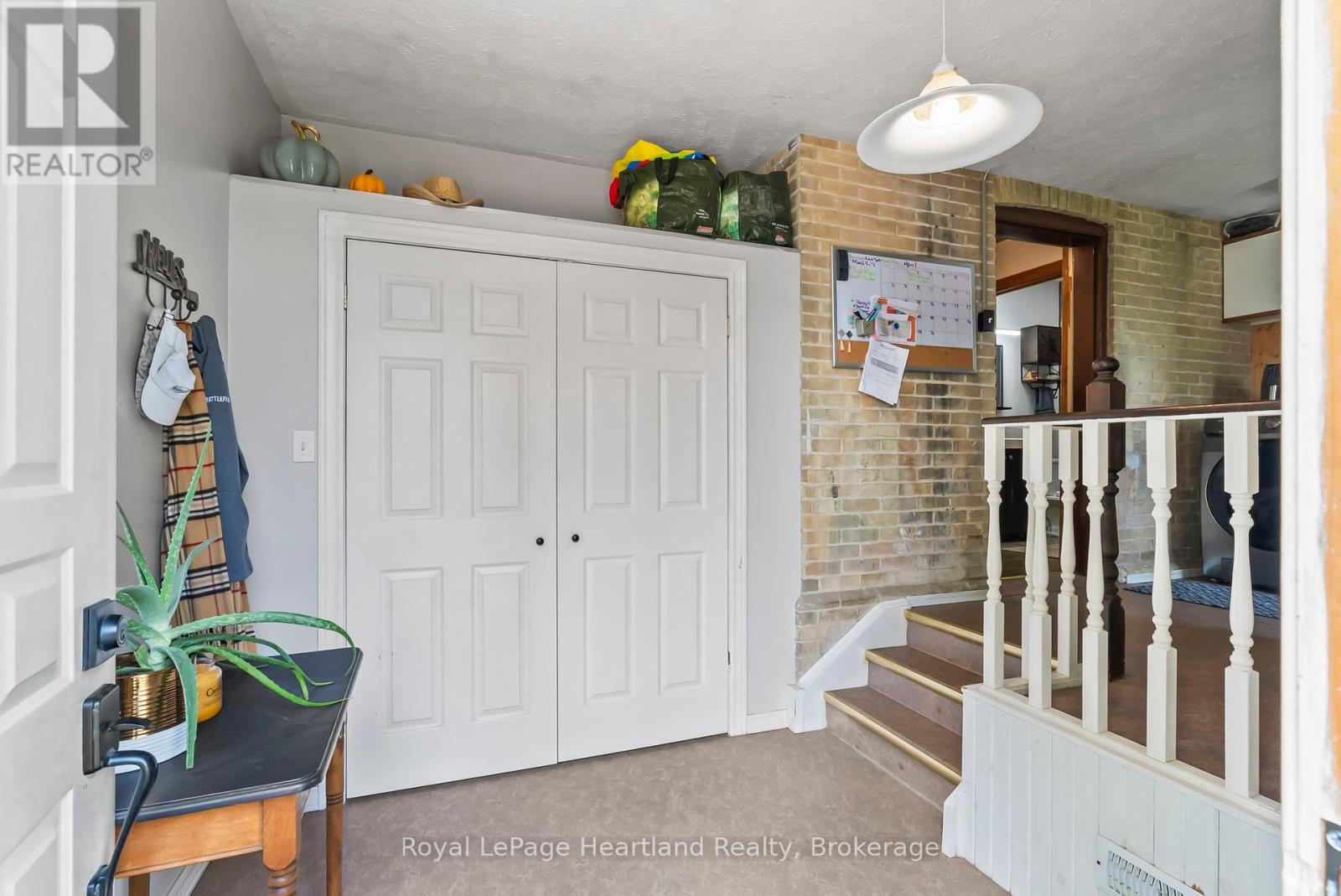 9540 Ayton Road, Minto, Ontario  N0G 1Z0 - Photo 30 - X12439938