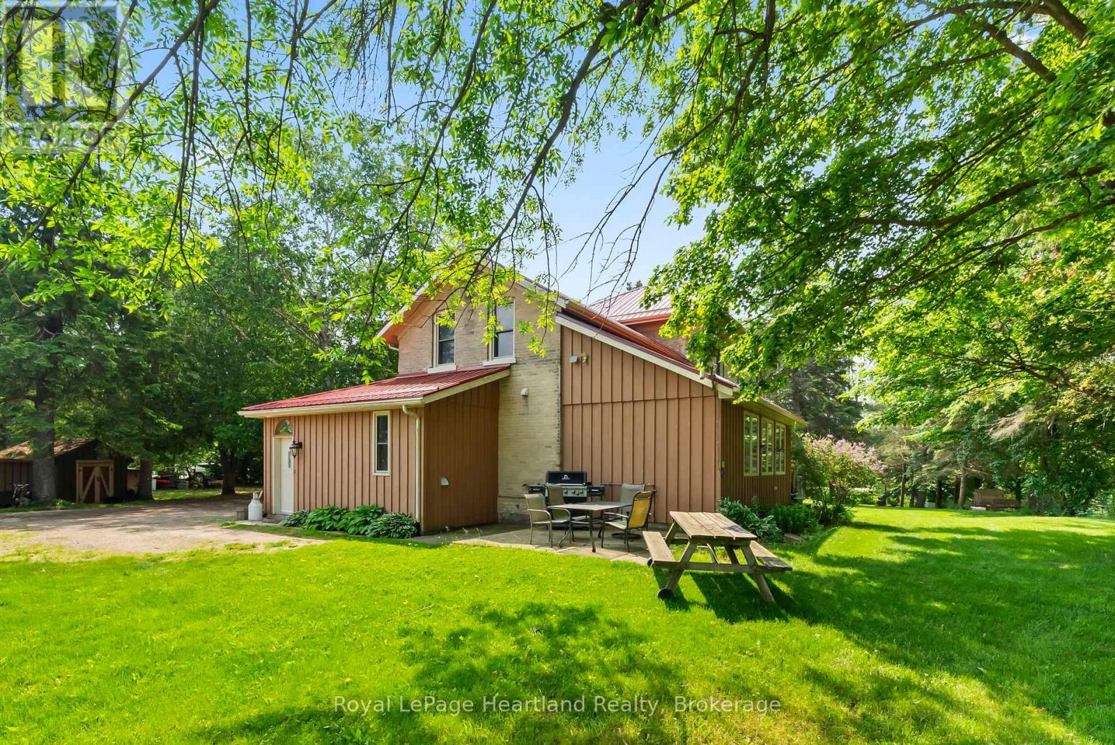 9540 Ayton Road, Minto, Ontario  N0G 1Z0 - Photo 48 - X12439938