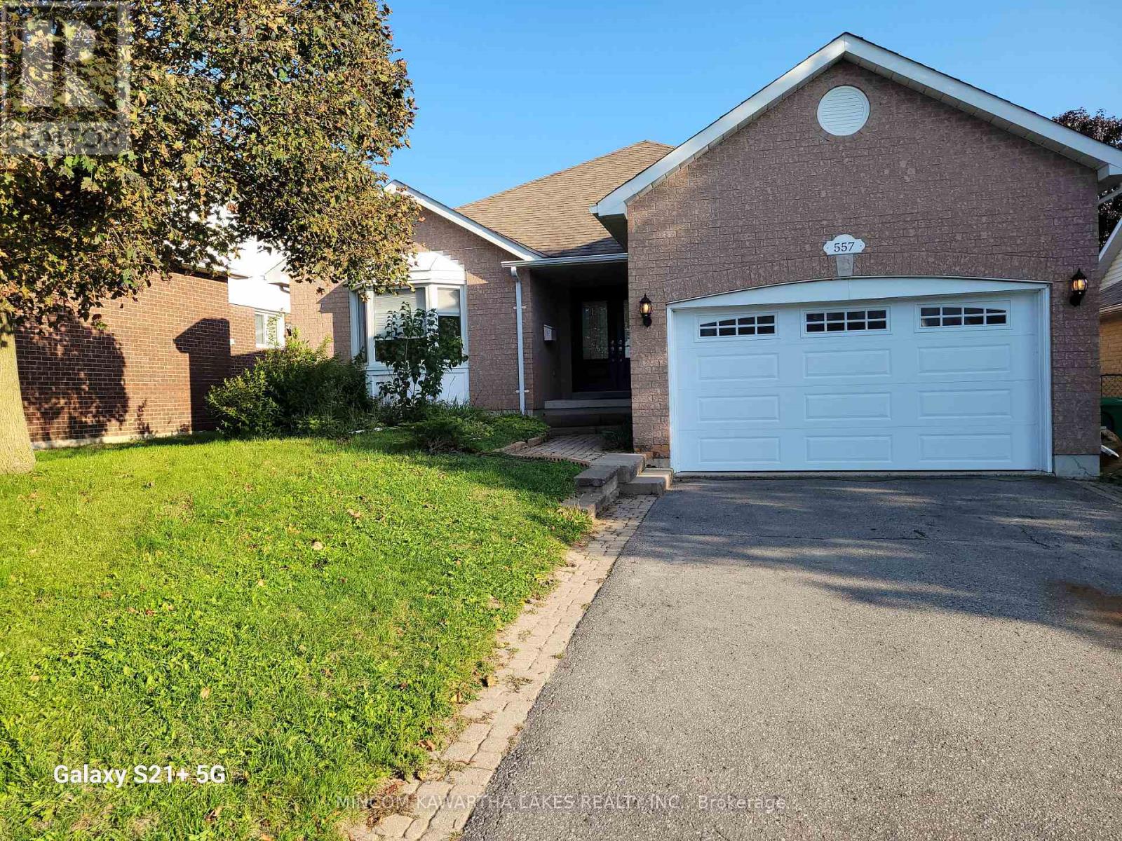 557 Westman Avenue, Peterborough (Otonabee Ward 1), Ontario  K9K 2E6 - Photo 1 - X12439840