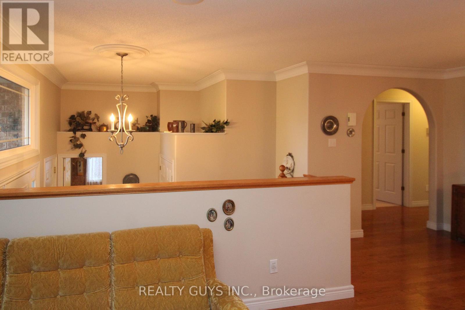 233 Odette Road, Peterborough (Monaghan Ward 2), Ontario  K9K 2N8 - Photo 14 - X12439877