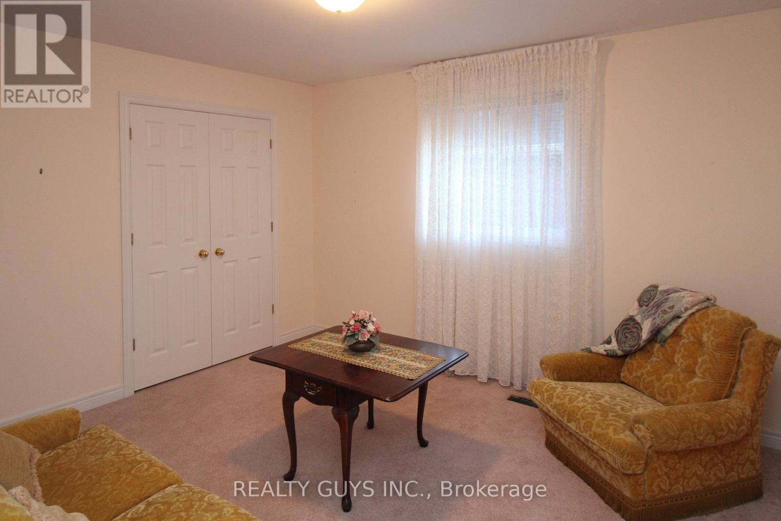 233 Odette Road, Peterborough (Monaghan Ward 2), Ontario  K9K 2N8 - Photo 32 - X12439877