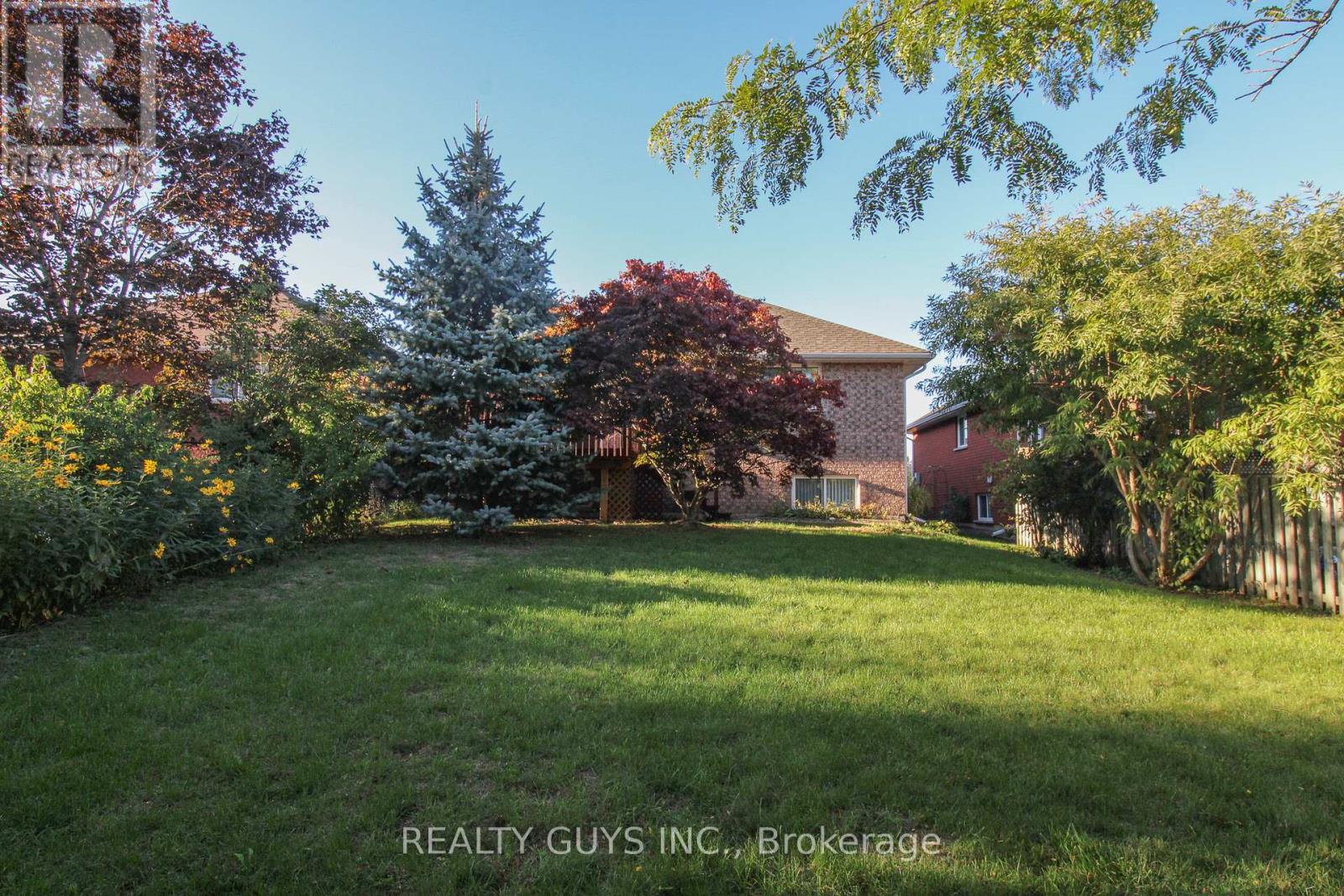 233 Odette Road, Peterborough (Monaghan Ward 2), Ontario  K9K 2N8 - Photo 4 - X12439877