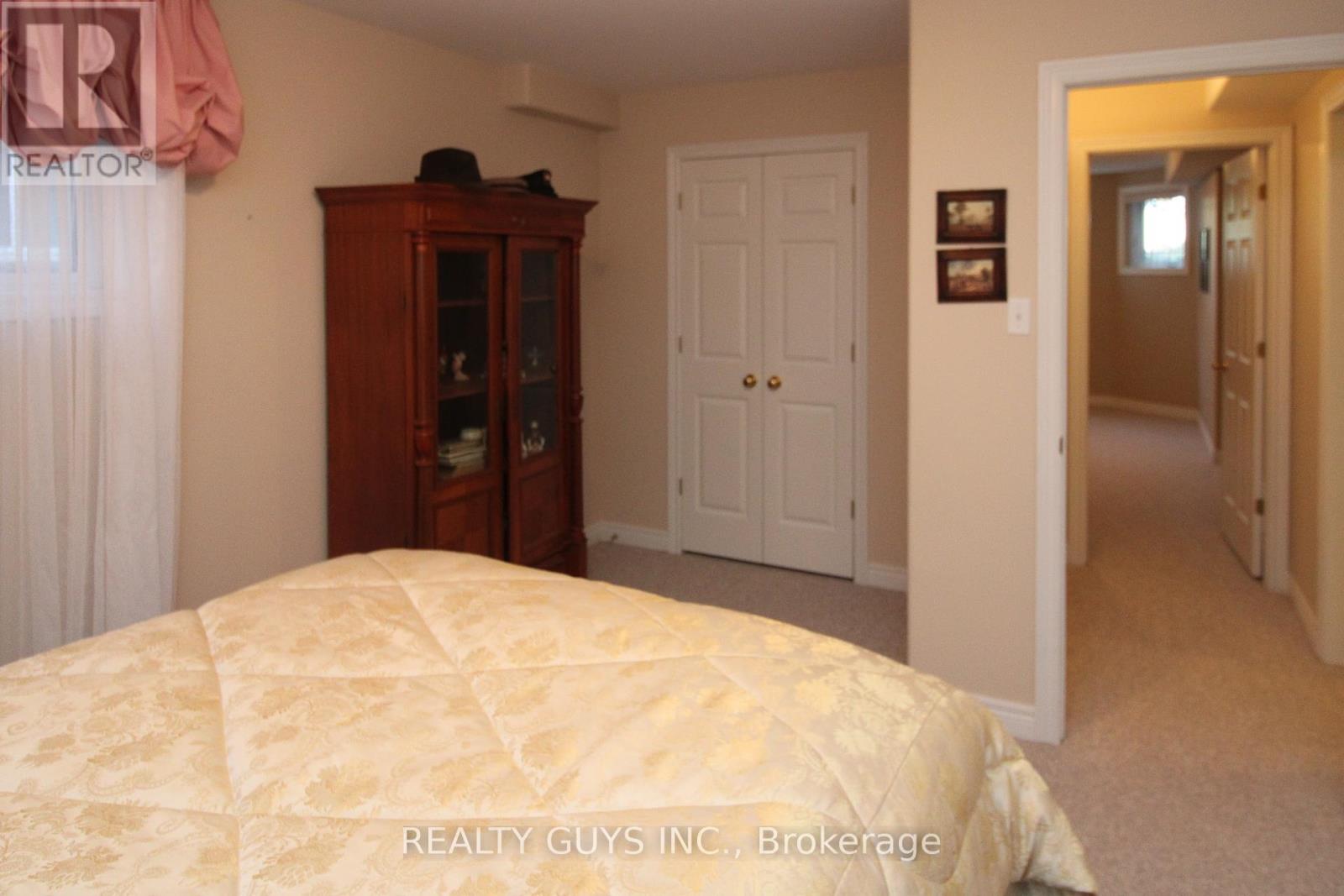 233 Odette Road, Peterborough (Monaghan Ward 2), Ontario  K9K 2N8 - Photo 47 - X12439877