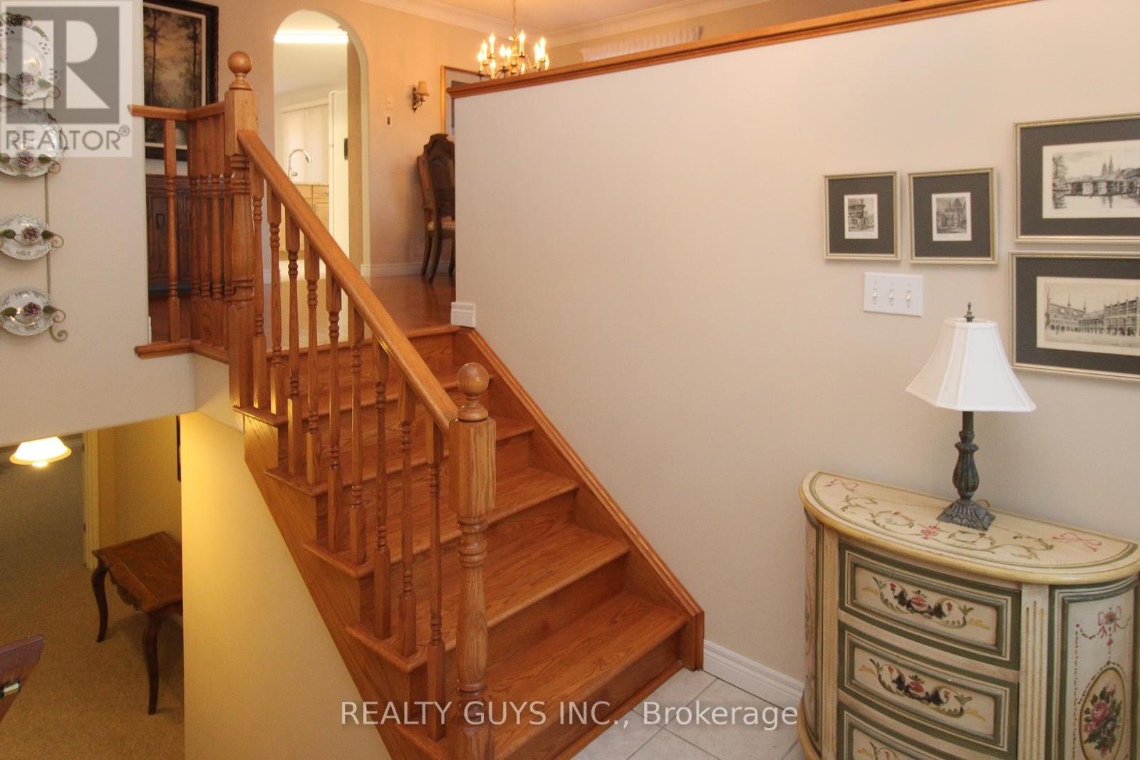 233 Odette Road, Peterborough (Monaghan Ward 2), Ontario  K9K 2N8 - Photo 9 - X12439877