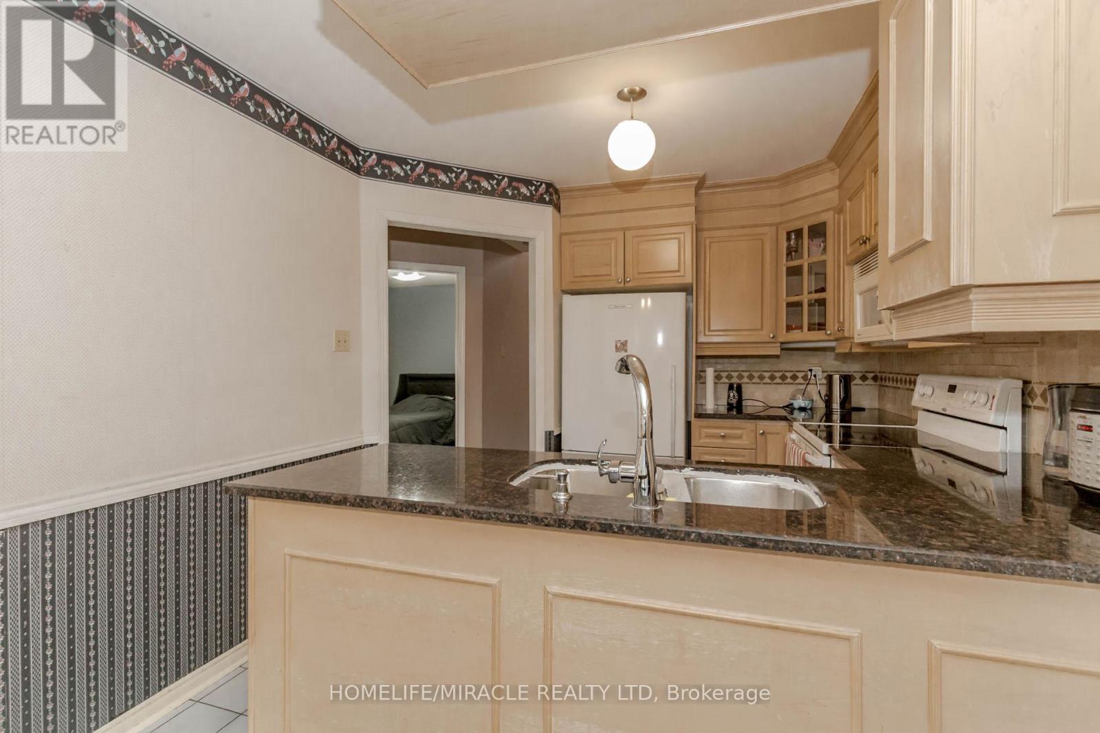 2999 Valcourt Crescent, Mississauga, Ontario  L5L 5J4 - Photo 21 - W12438551