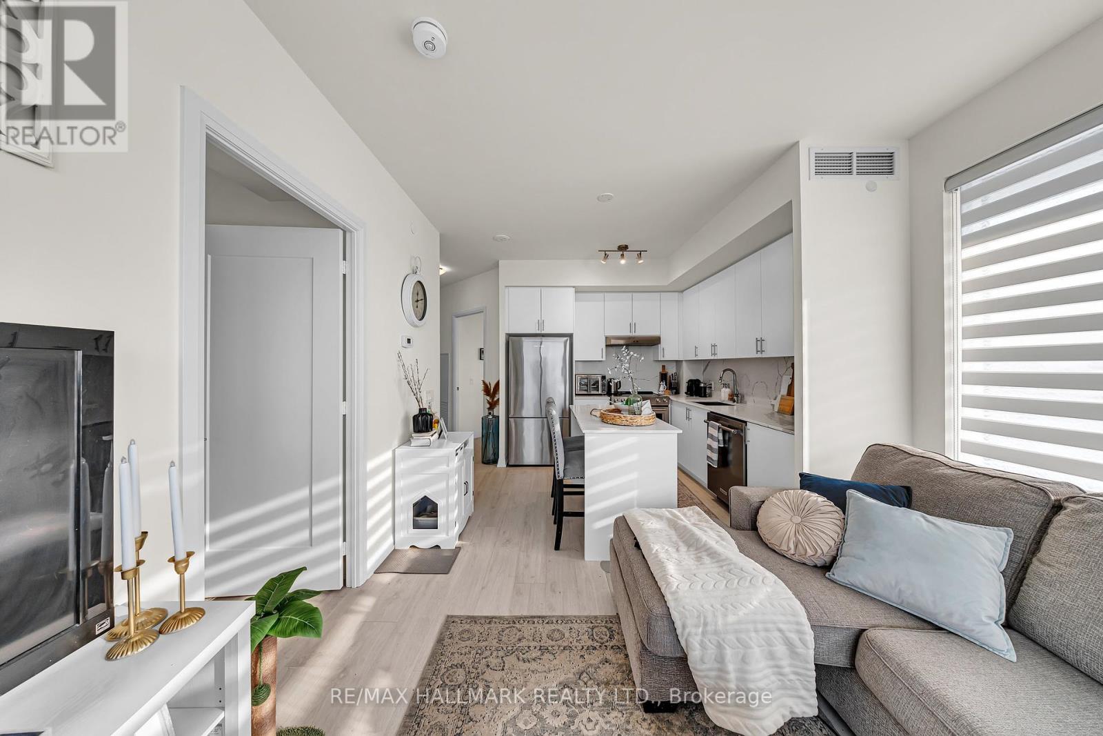 427 - 9000 Jane Street, Vaughan, Ontario  L4K 0M6 - Photo 15 - N12439683