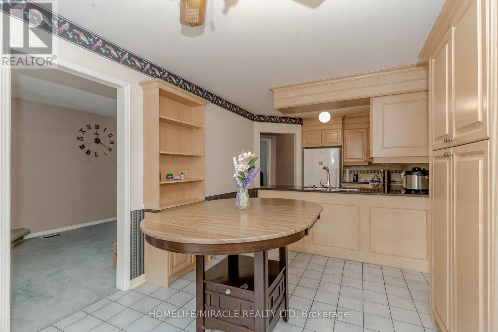 2999 Valcourt Crescent, Mississauga, Ontario  L5L 5J4 - Photo 23 - W12438551
