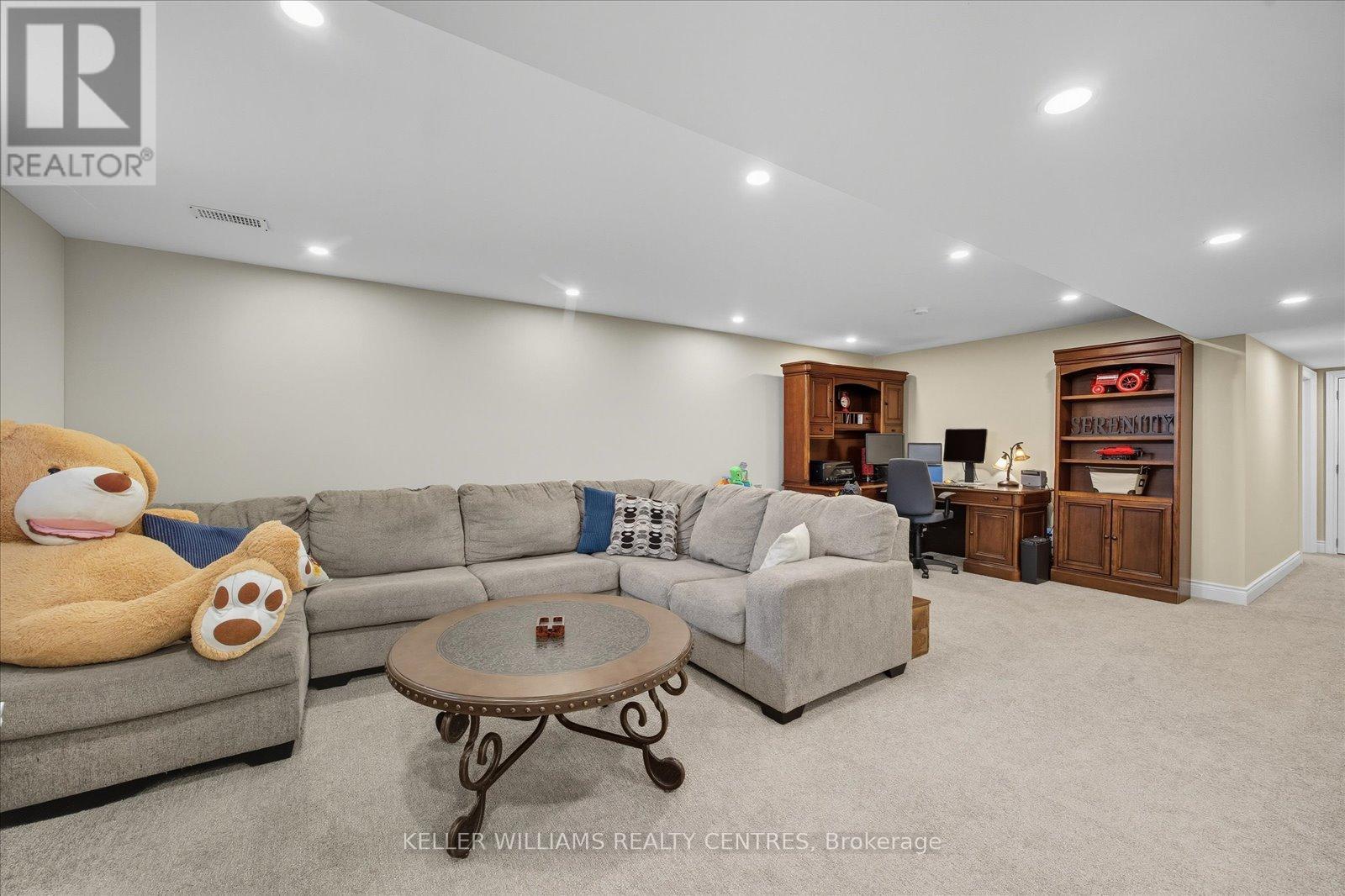 99 Church Street, Georgina, Ontario  L4P 1J4 - Photo 40 - N12439710