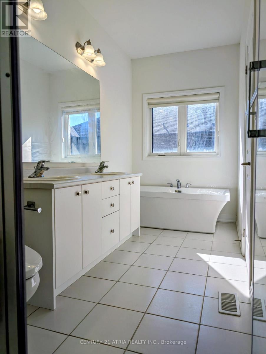 65 Mccague Avenue, Richmond Hill, Ontario  L4S 0J4 - Photo 6 - N12439736