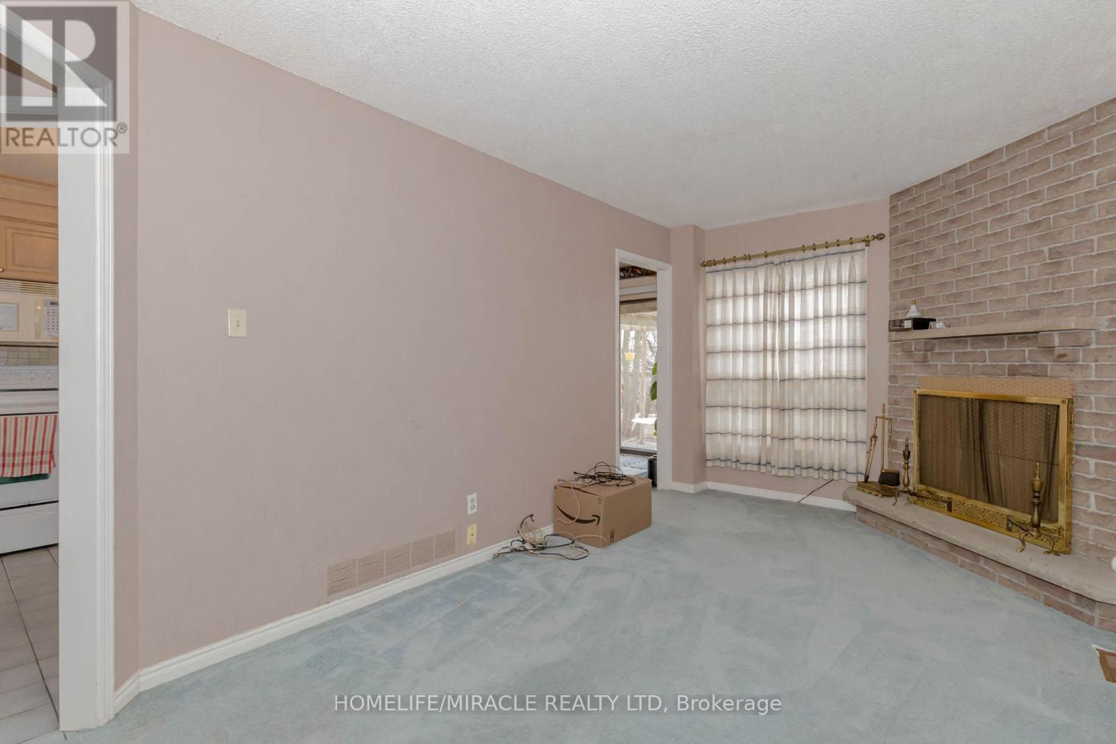 2999 Valcourt Crescent, Mississauga, Ontario  L5L 5J4 - Photo 26 - W12438551