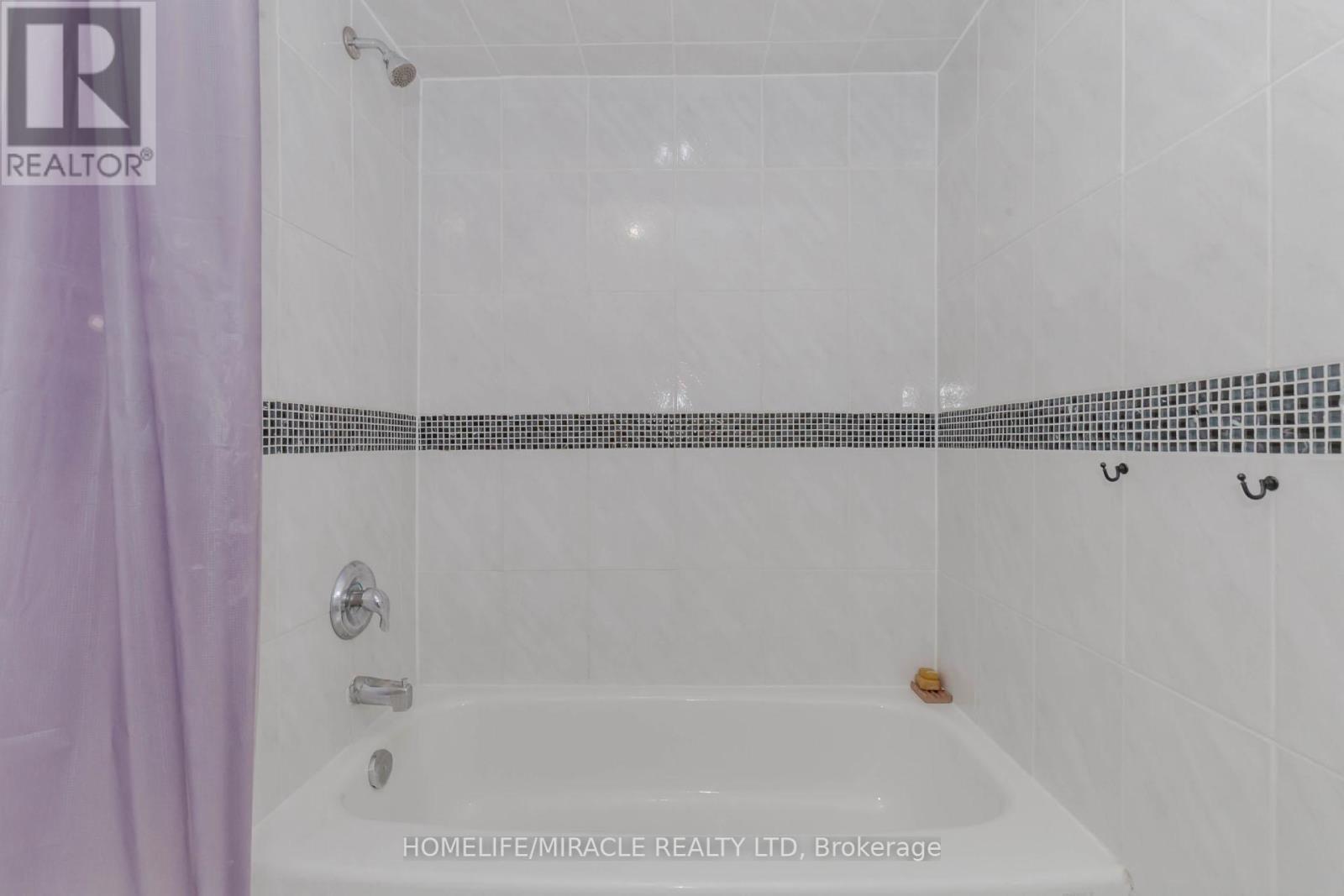 2999 Valcourt Crescent, Mississauga, Ontario  L5L 5J4 - Photo 43 - W12438551