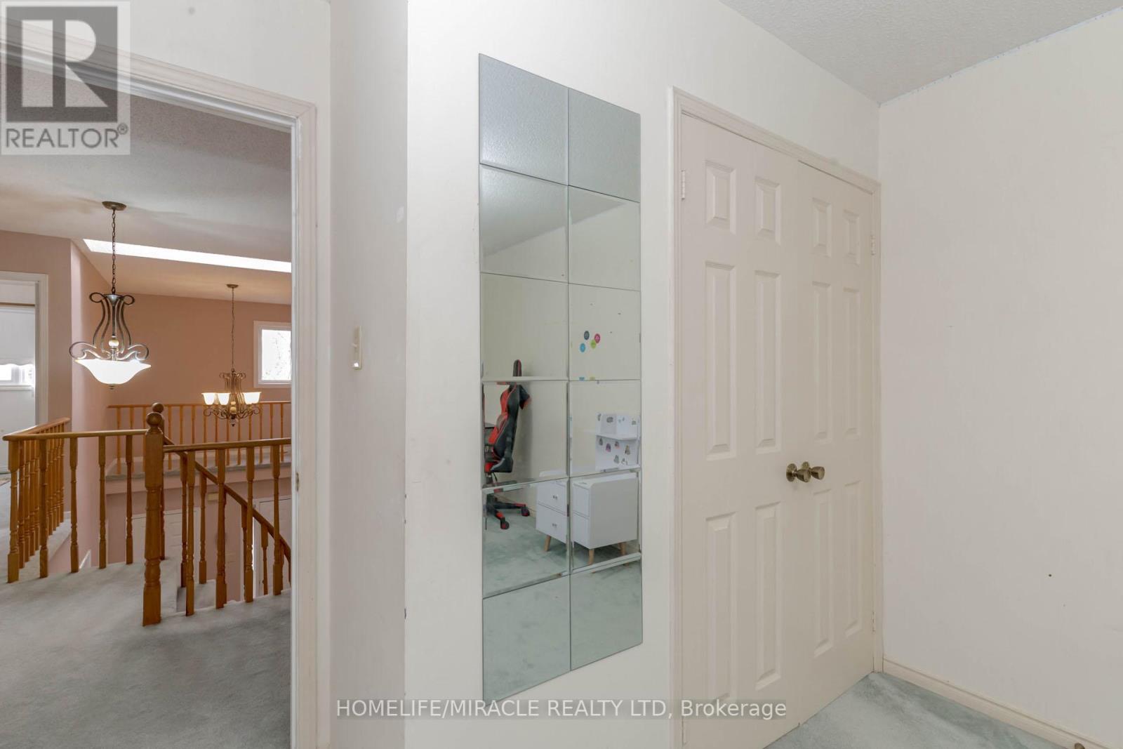 2999 Valcourt Crescent, Mississauga, Ontario  L5L 5J4 - Photo 45 - W12438551