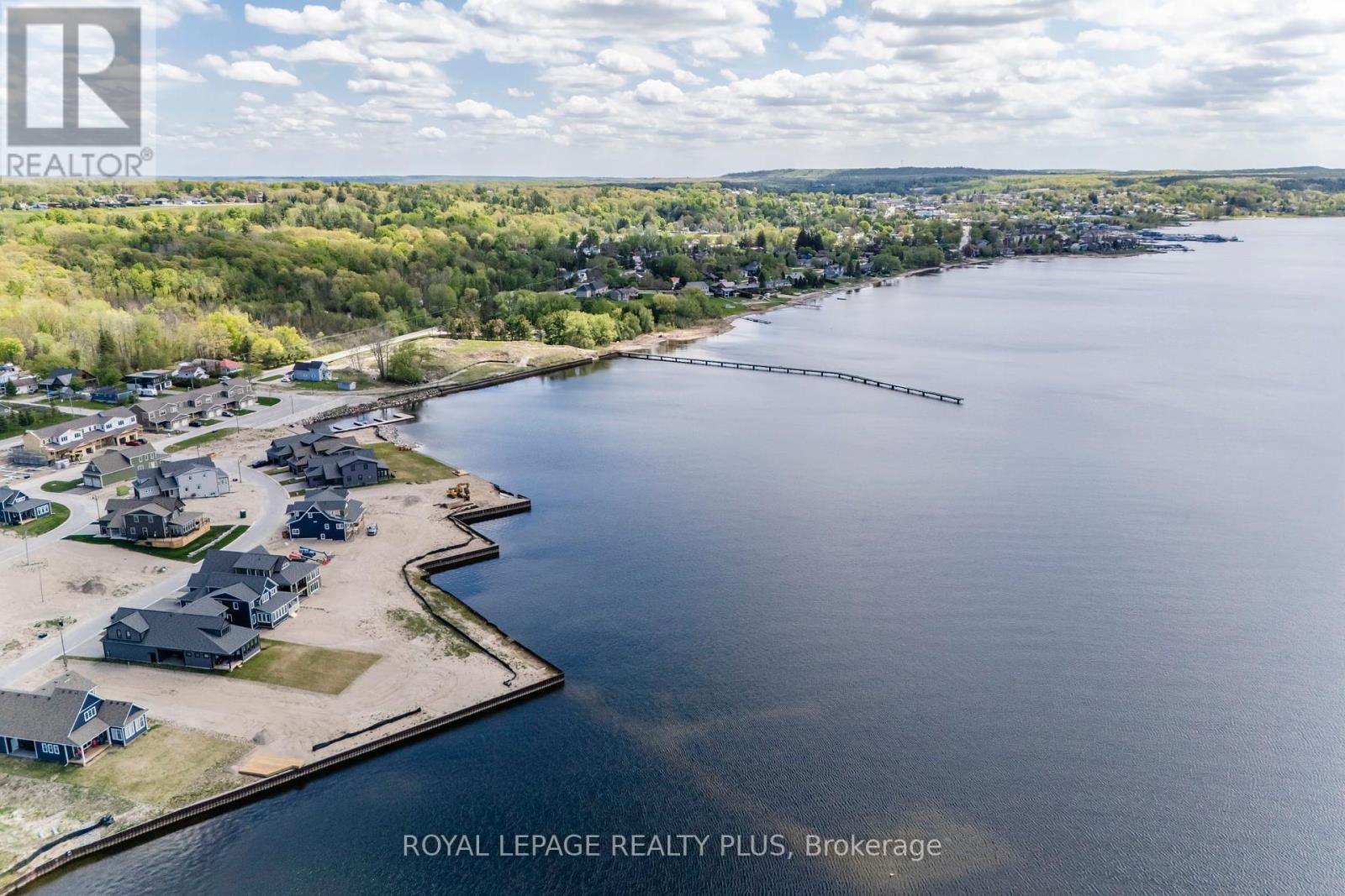 17 Quarry Road, Penetanguishene, Ontario  L9M 0W6 - Photo 4 - S12439679