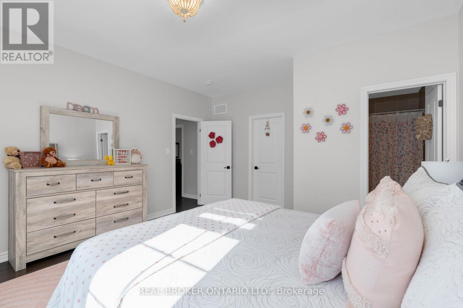 40 Jack Crescent, Springwater, Ontario  L9X 1Z8 - Photo 39 - S12439686