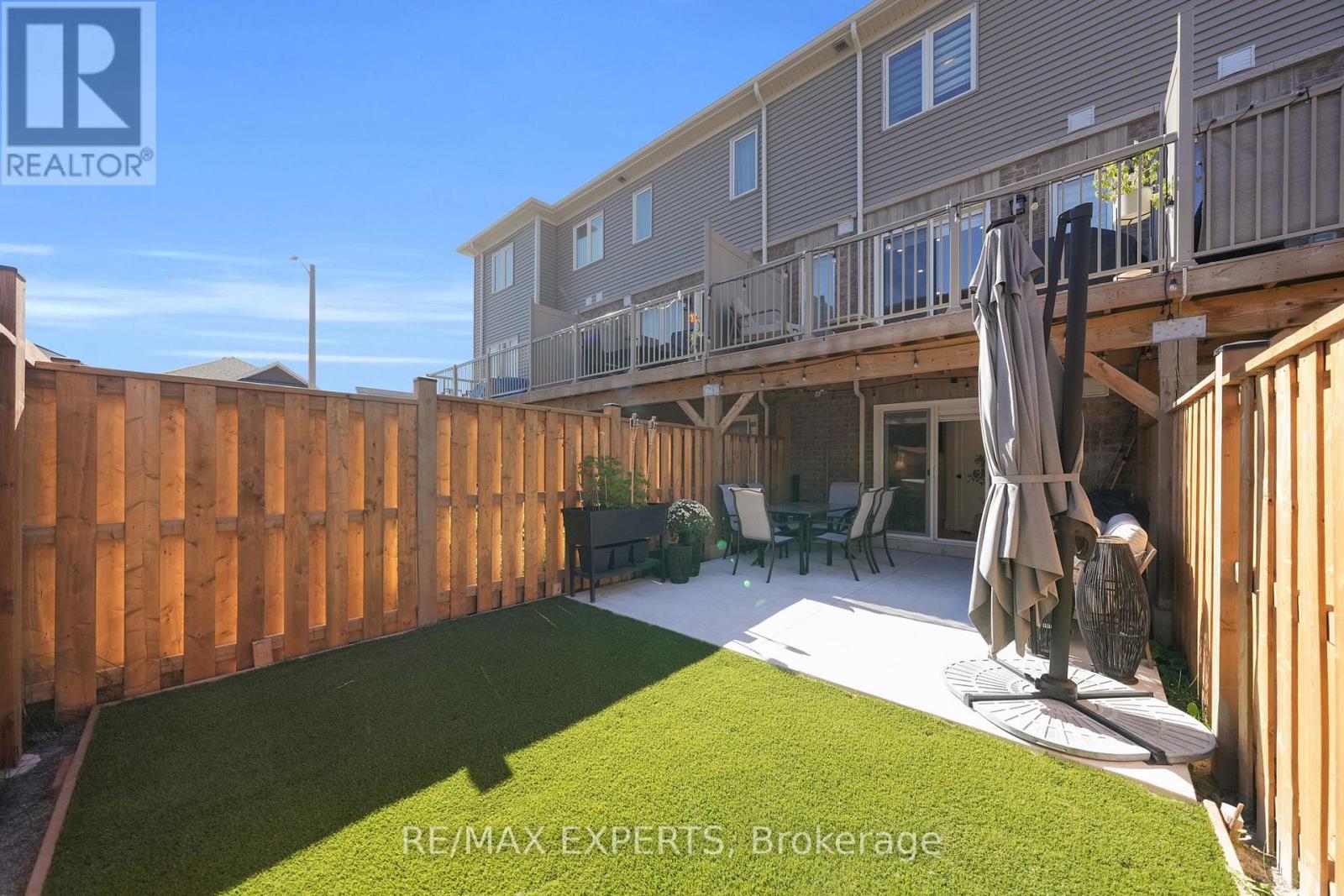 6 Pumpkin Corner Crescent, Barrie, Ontario  L9J 0T6 - Photo 24 - S12439704