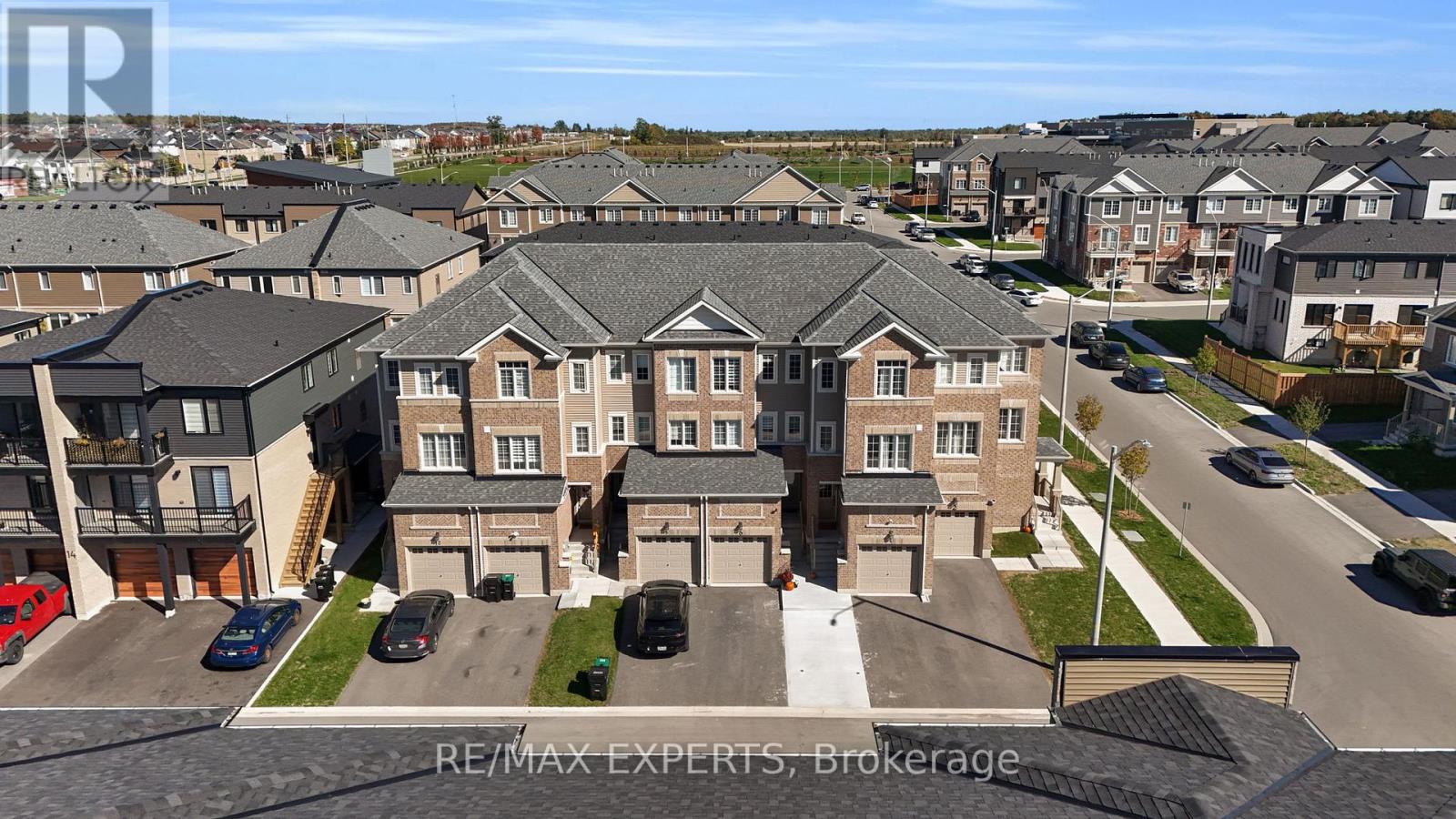 6 Pumpkin Corner Crescent, Barrie, Ontario  L9J 0T6 - Photo 26 - S12439704
