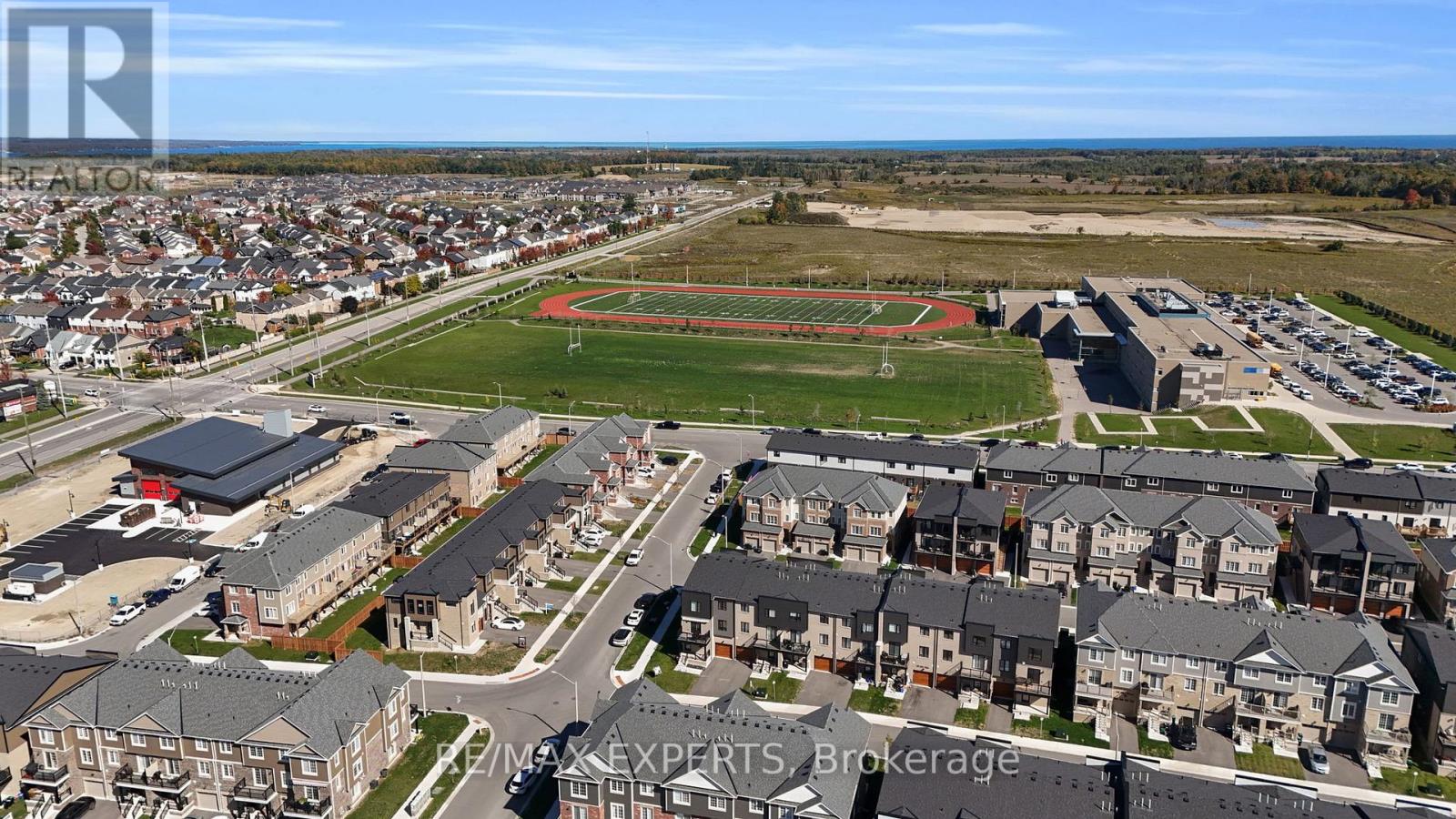 6 Pumpkin Corner Crescent, Barrie, Ontario  L9J 0T6 - Photo 28 - S12439704