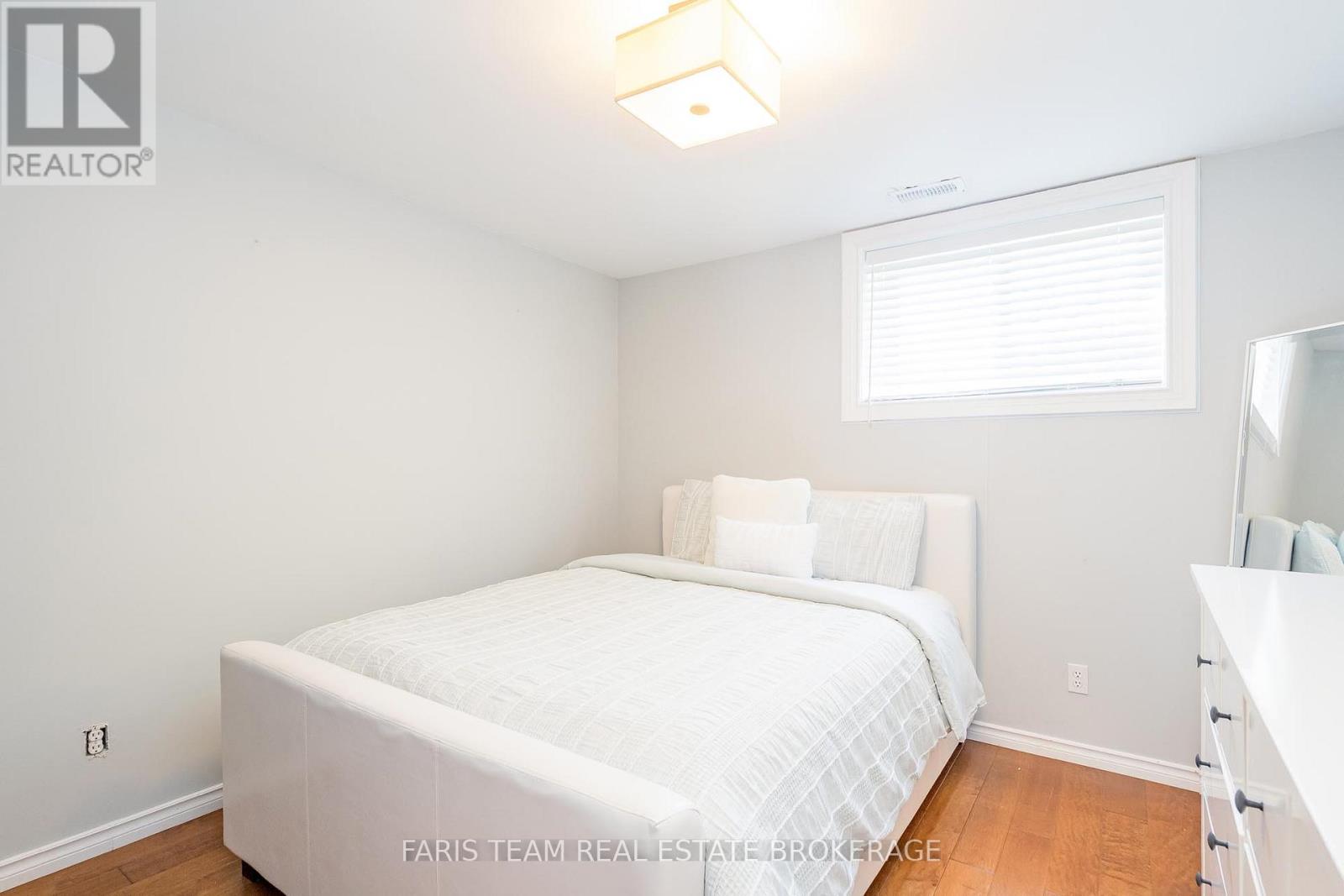 111 Highland Drive, Oro-Medonte, Ontario  L0L 2L0 - Photo 38 - S12439706