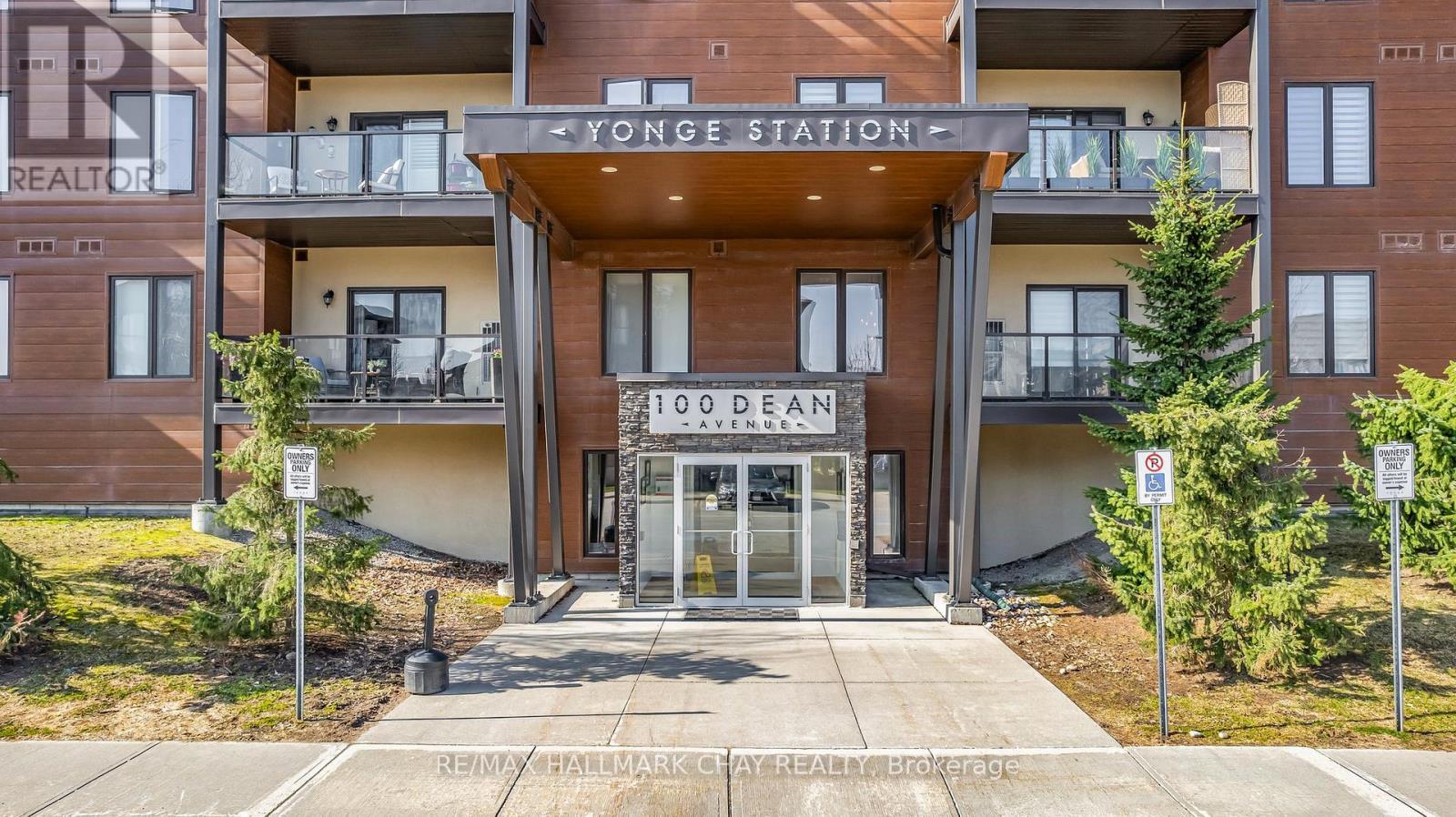 107 - 100 Dean Avenue, Barrie, Ontario  L9J 0H1 - Photo 2 - S12439711