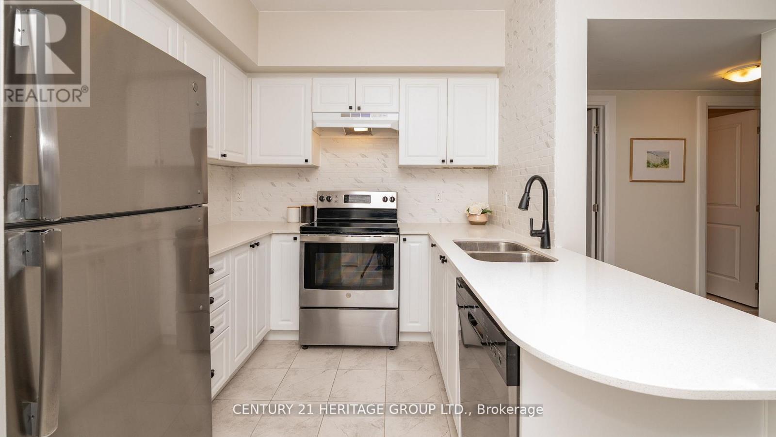 207 - 54 Koda Street, Barrie, Ontario  L9J 0J6 - Photo 15 - S12439728