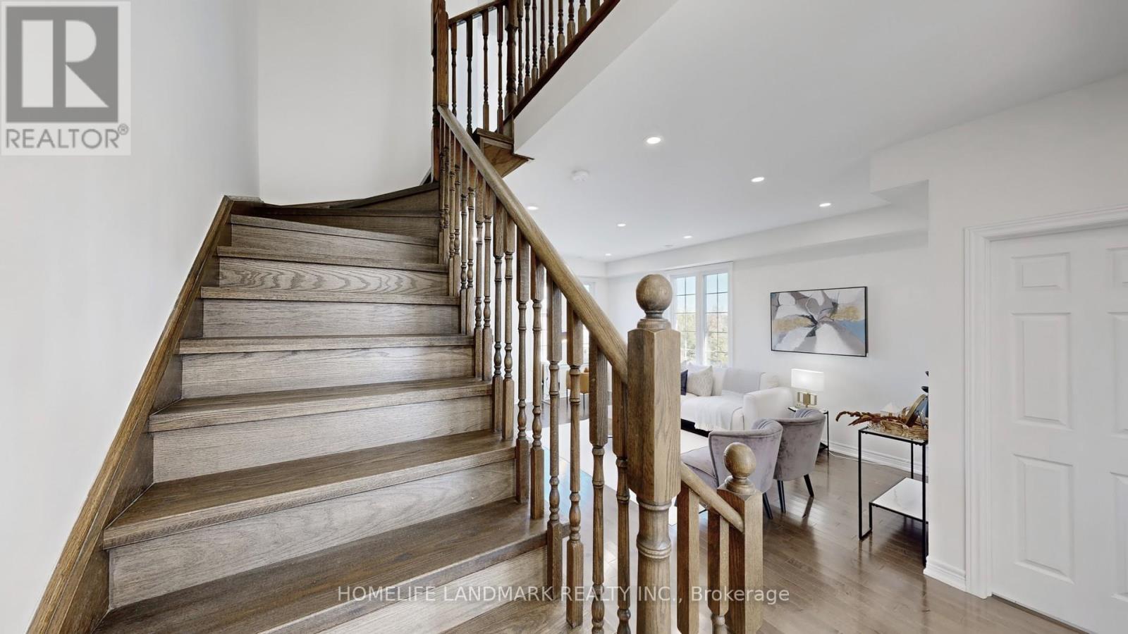 1 Garden Trail Road, Markham, Ontario  L6B 0T4 - Photo 21 - N12435946