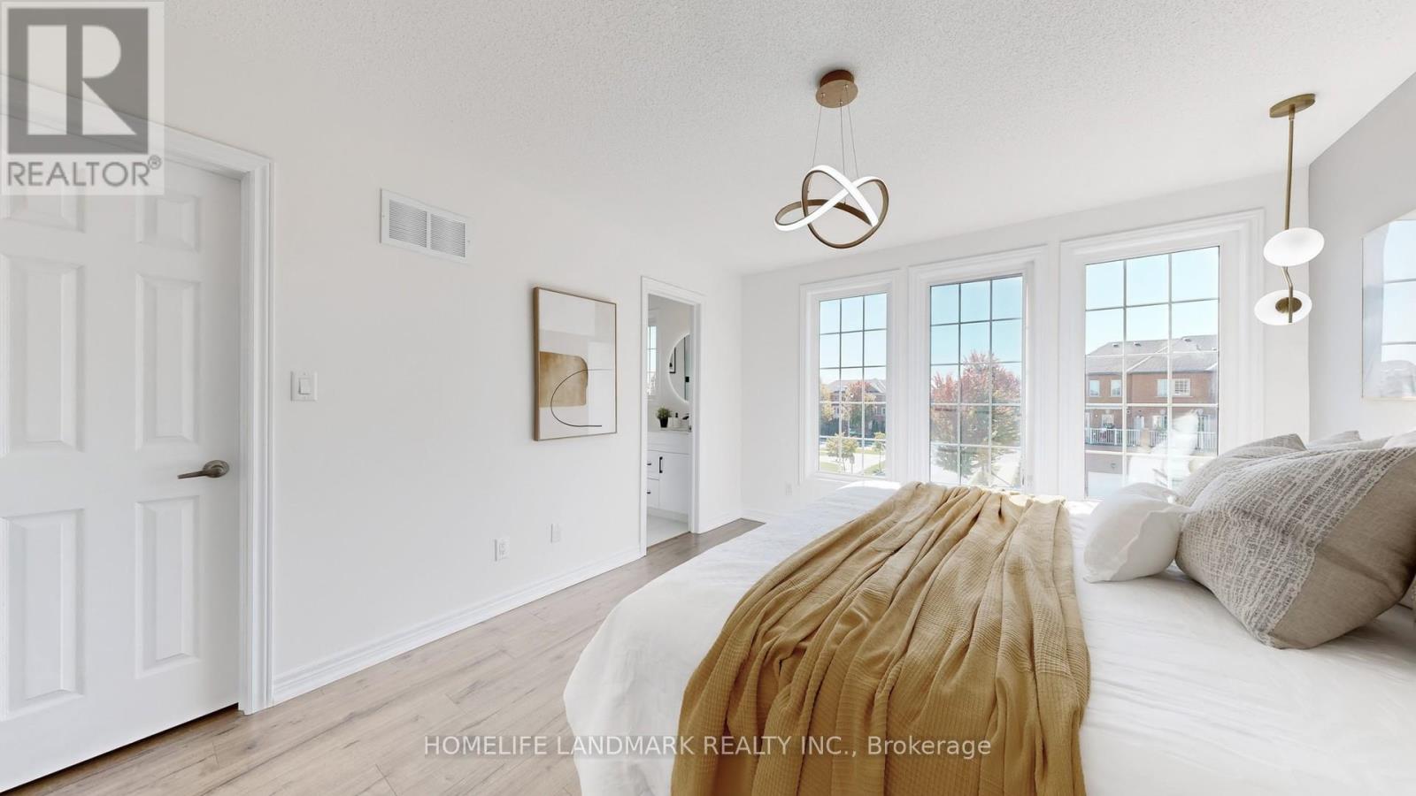 1 Garden Trail Road, Markham, Ontario  L6B 0T4 - Photo 23 - N12435946